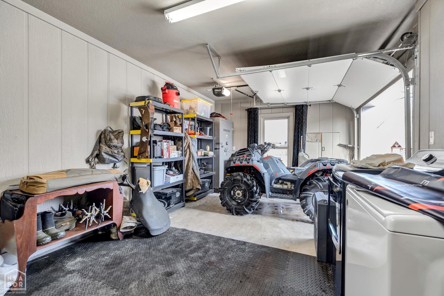 Jonesboro, Arkansas, 72404, United States, ,5 BathroomsBathrooms,Residential,For Sale,1981825