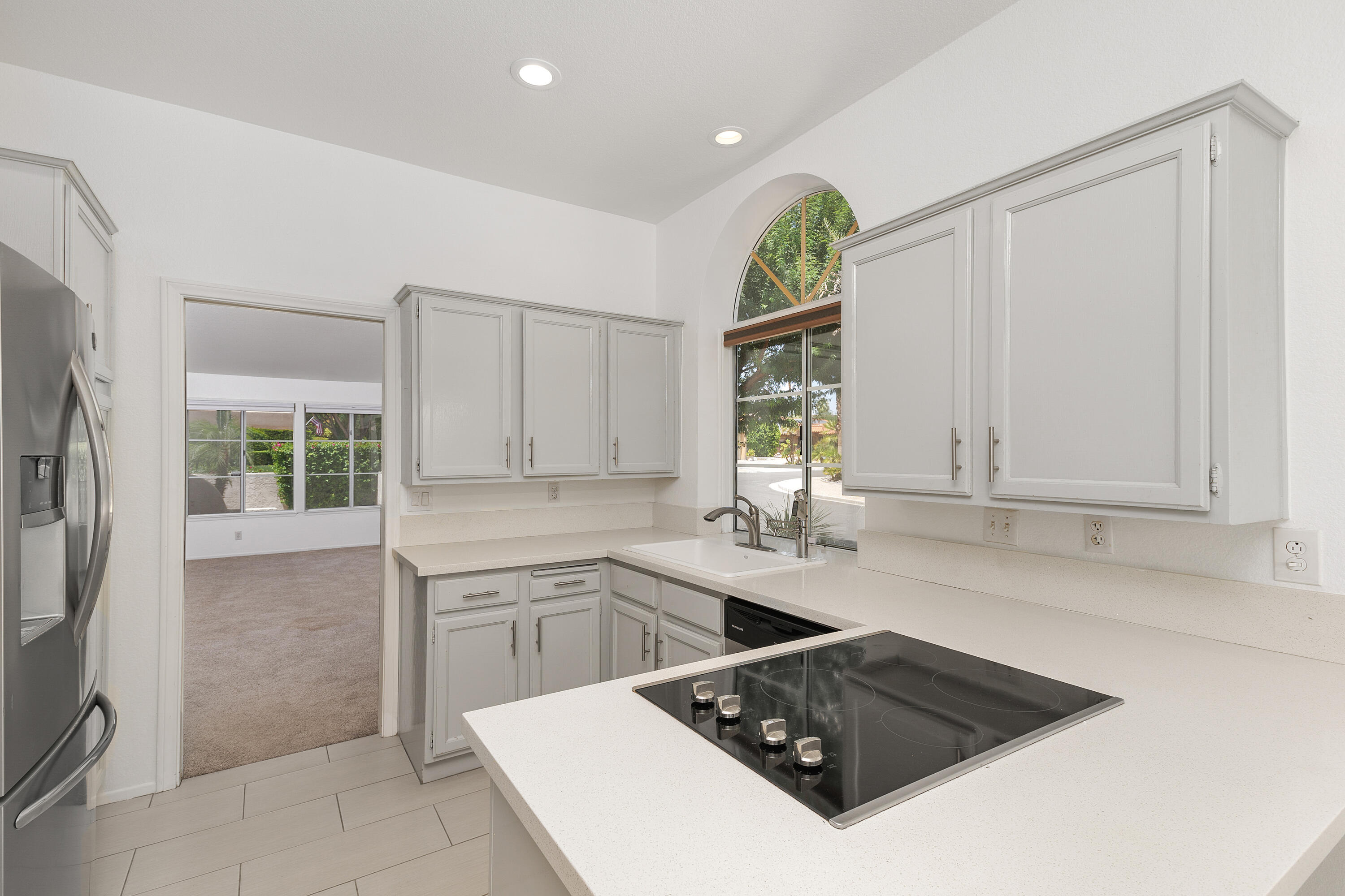 Rancho Mirage, California, 92270, United States, 4 Bedrooms Bedrooms, ,3 BathroomsBathrooms,Residential,For Sale,1927211