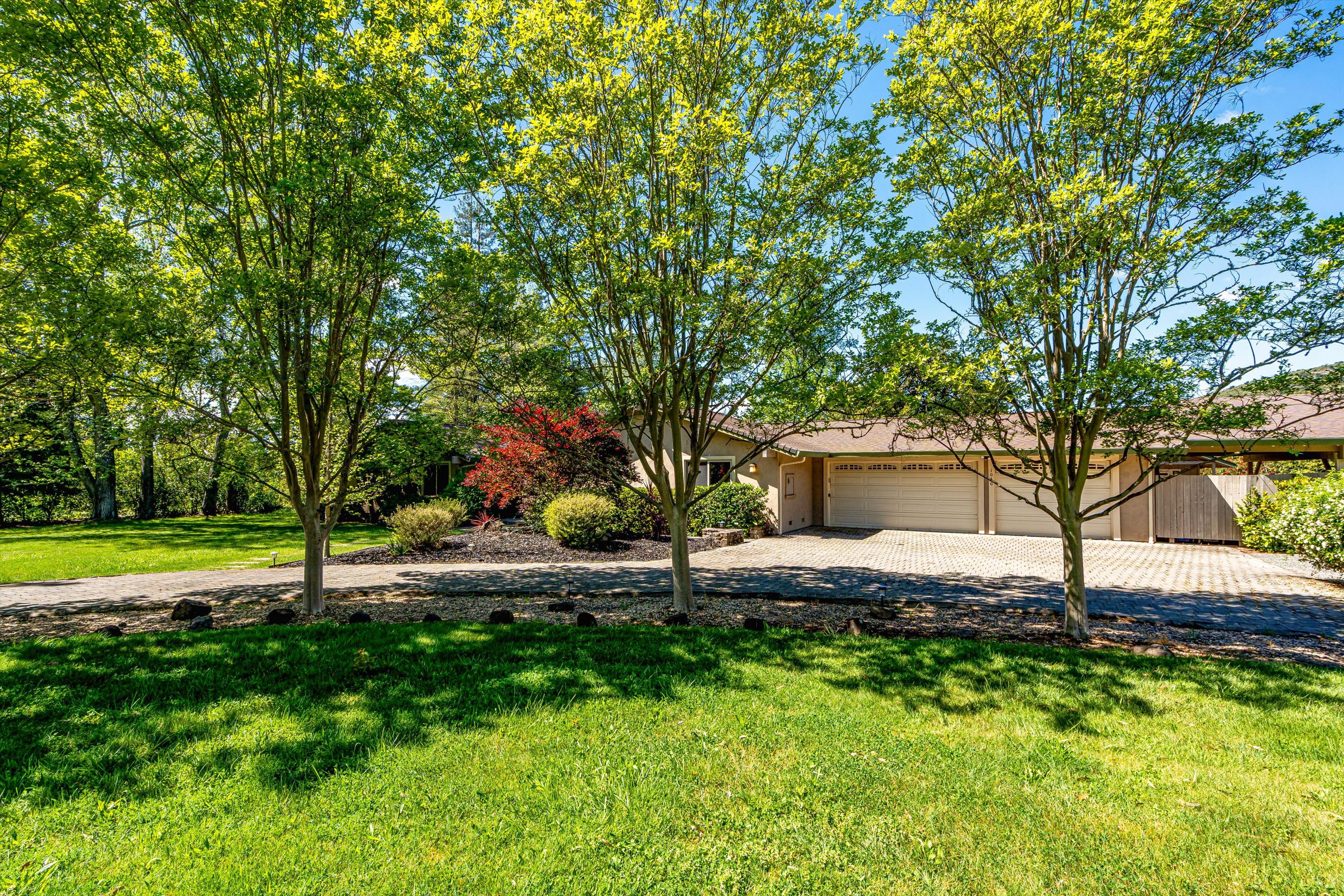  1040 Mount George Avenue - 物件實景