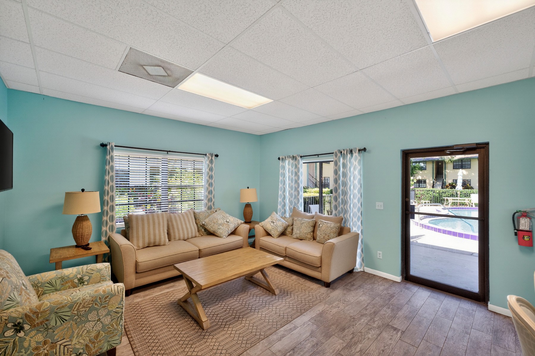  910 E Causeway Boulevard, Vero Beach, FL, 32963 - 物件實景