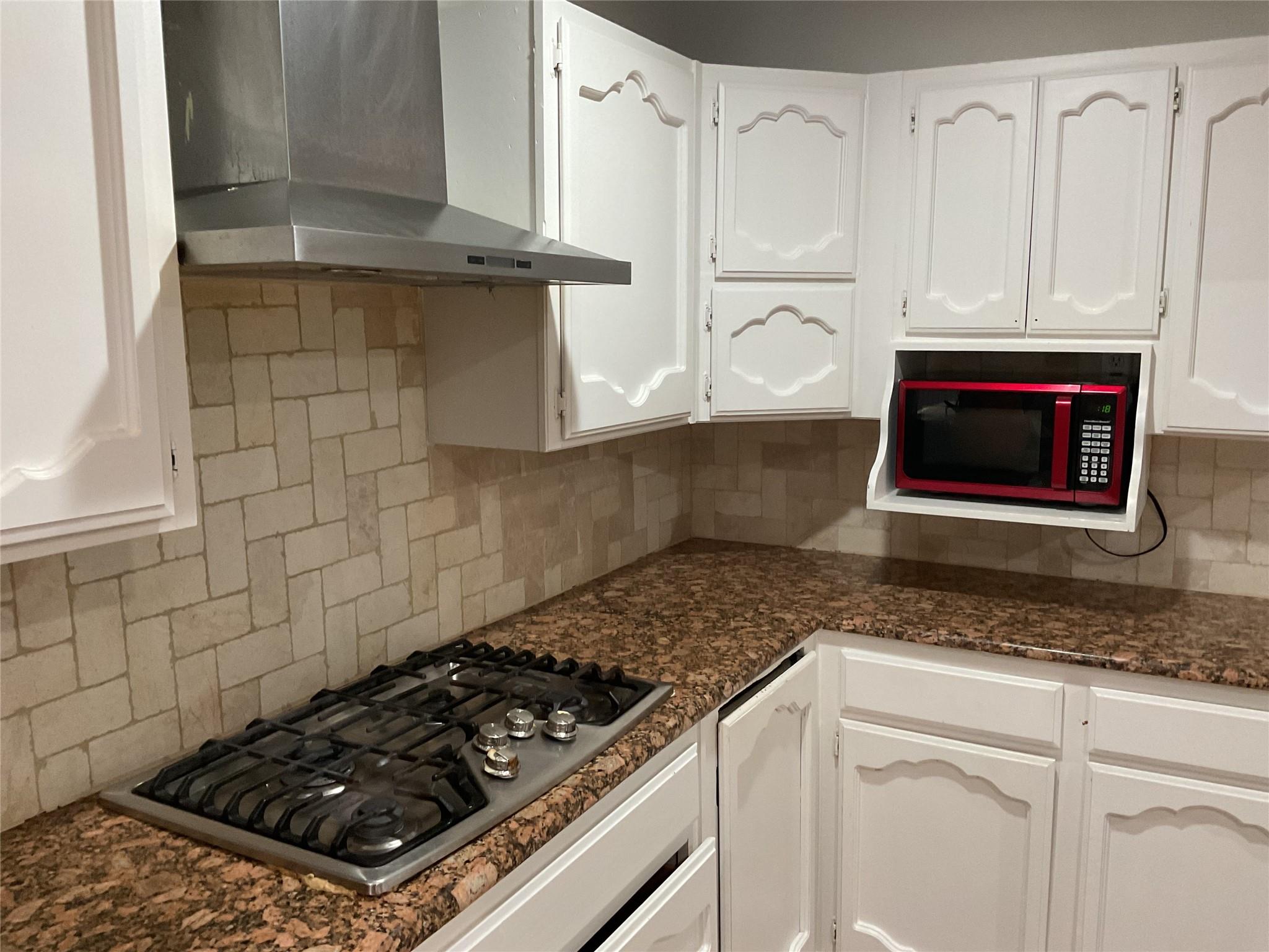 Fort Worth, Texas, 76164, United States, 10 Bedrooms Bedrooms, ,8 BathroomsBathrooms,Residential,For Sale,1990188