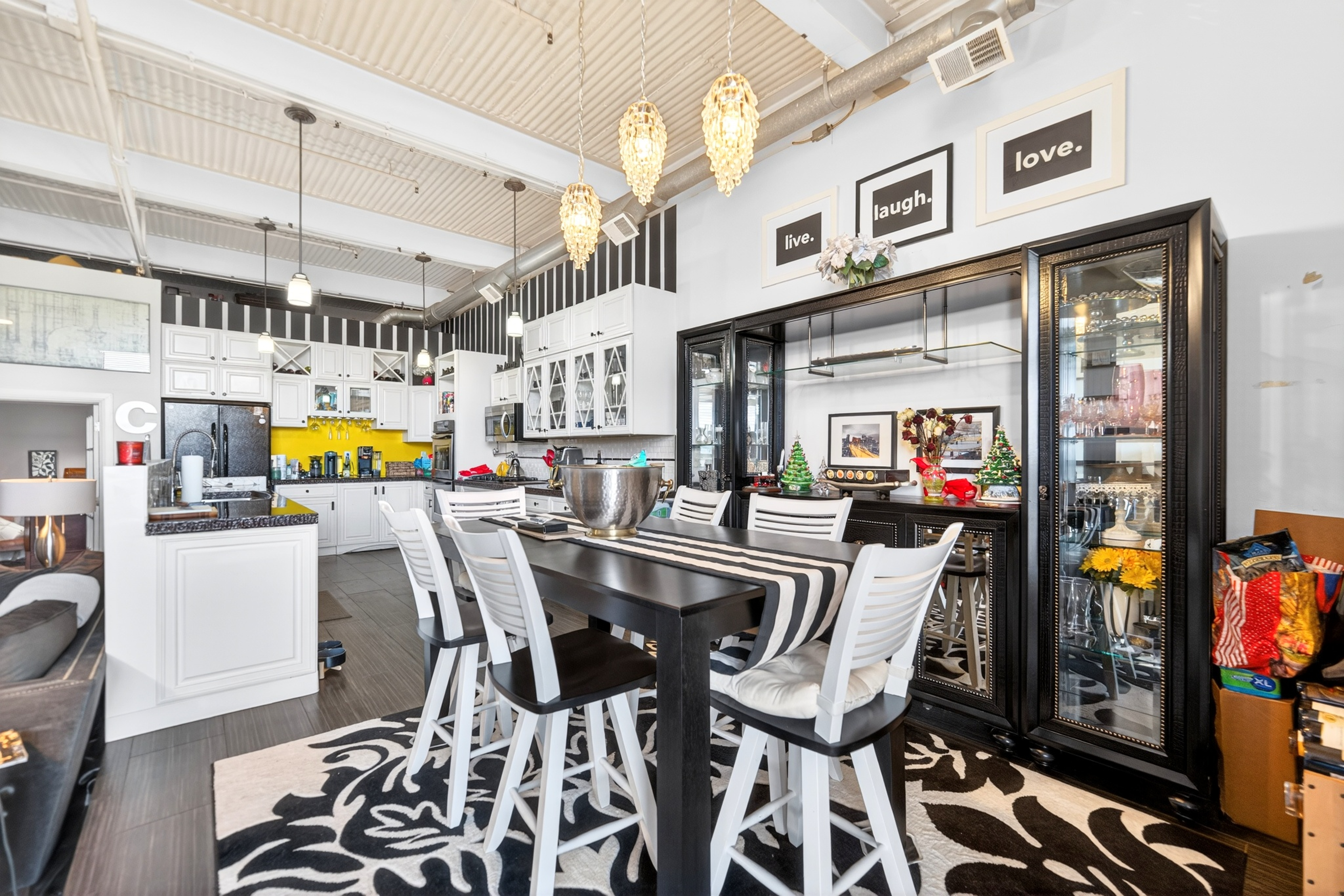 2250 Mary Street Unit 315 - 物件實景
