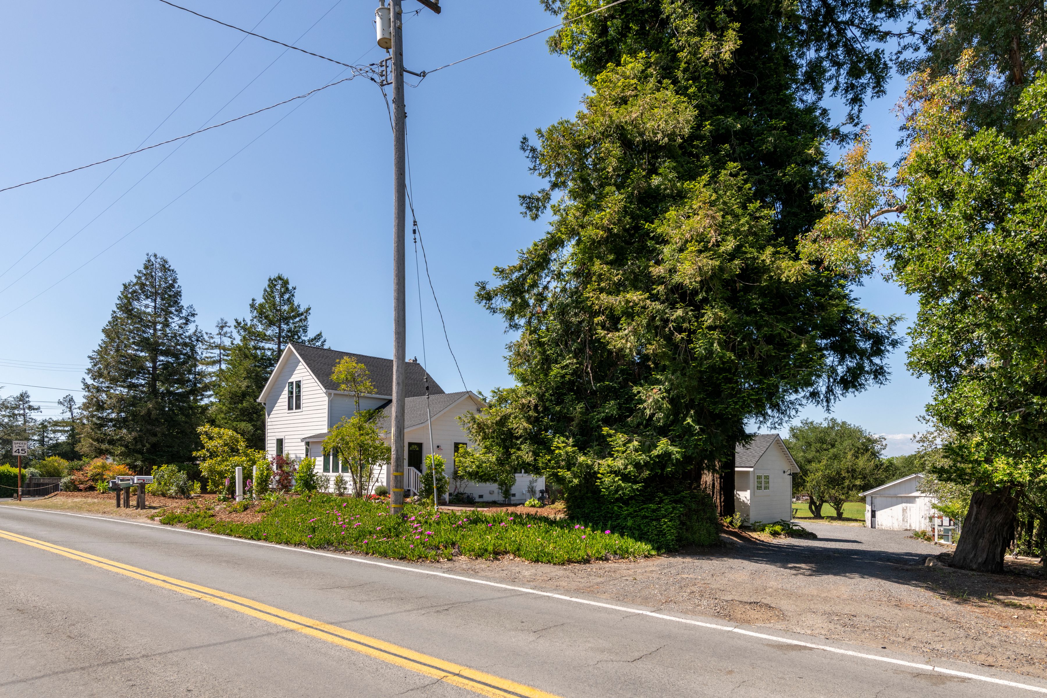  Farmhouse Retreat in Petaluma - 物件實景
