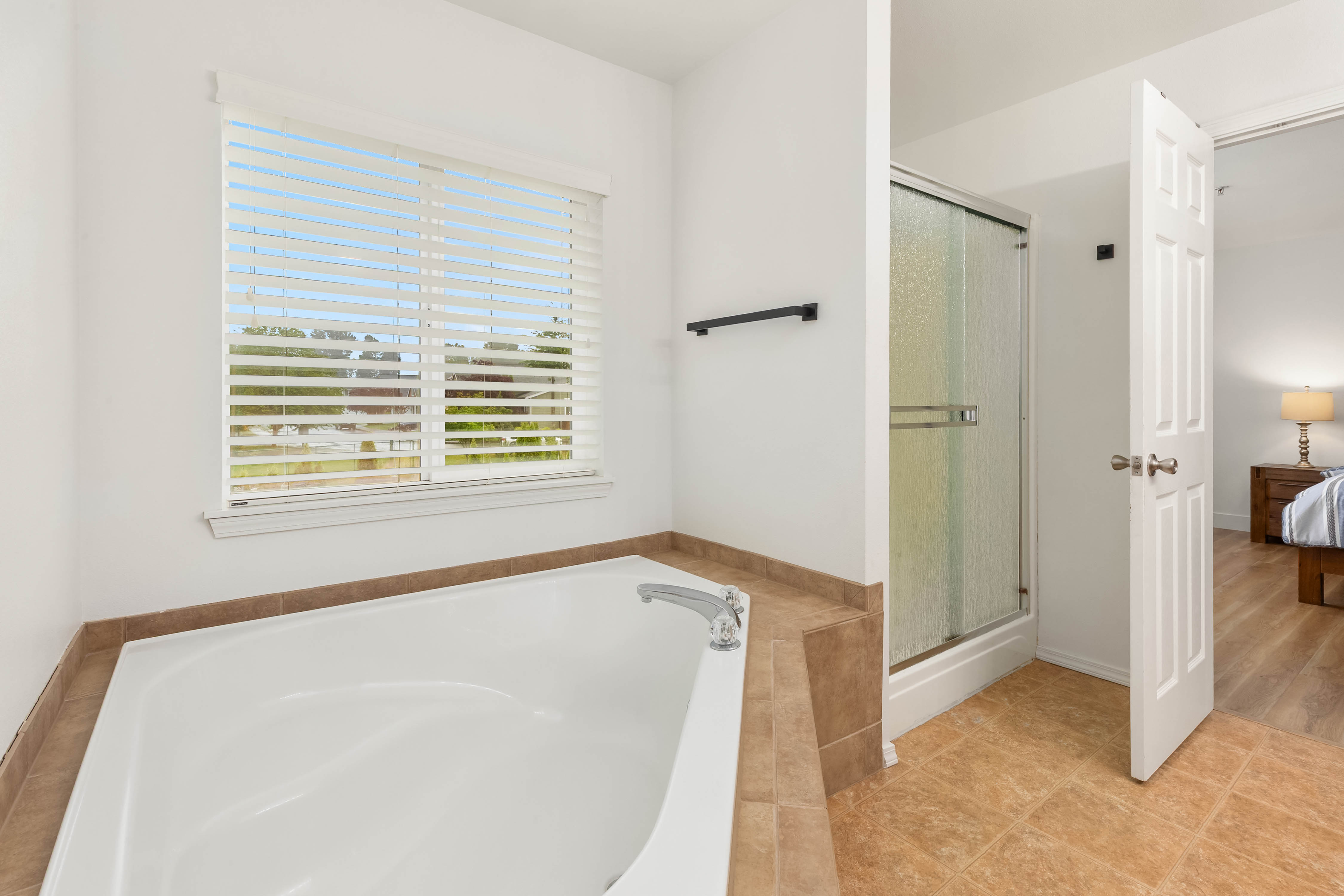  5231 Northeast 11th Court, Renton, WA 98059 - 物件實景
