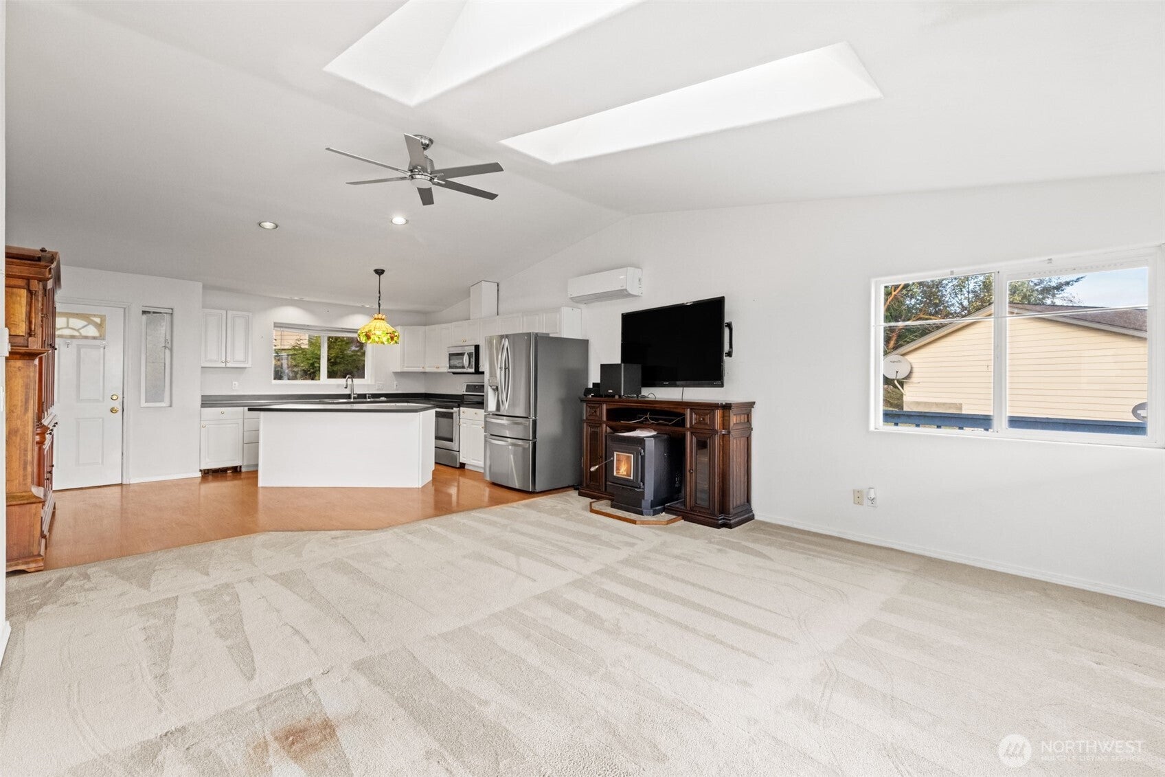 Sequim, Washington, 98382, United States, 3 Bedrooms Bedrooms, ,2 BathroomsBathrooms,Residential,For Sale,2010720