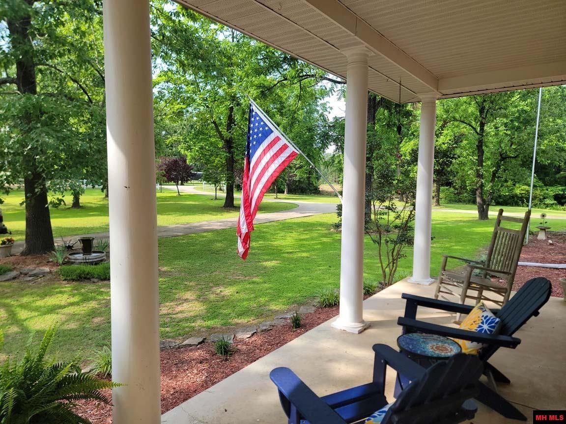 Mountain Home, Arkansas, 72653, United States, 4 Bedrooms Bedrooms, ,5 BathroomsBathrooms,Residential,For Sale,2018270