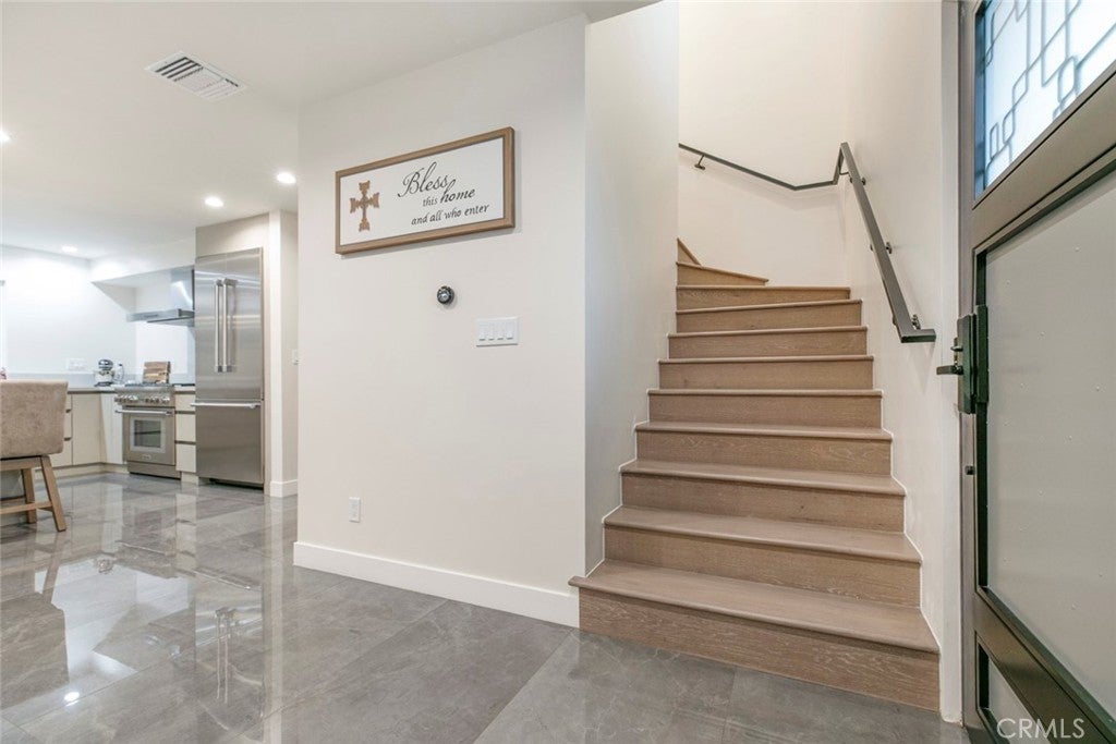 Granada Hills, California, 91344, United States, 4 Bedrooms Bedrooms, ,3 BathroomsBathrooms,Residential,For Sale,1993417