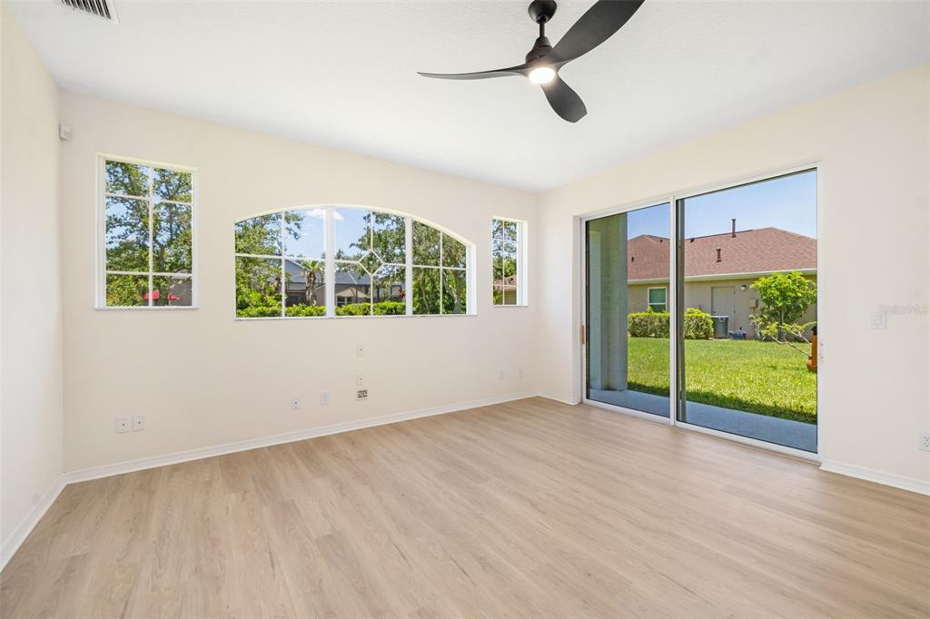 University Park, Florida, 34201, United States, 4 Bedrooms Bedrooms, ,4 BathroomsBathrooms,Residential,For Sale,1876189