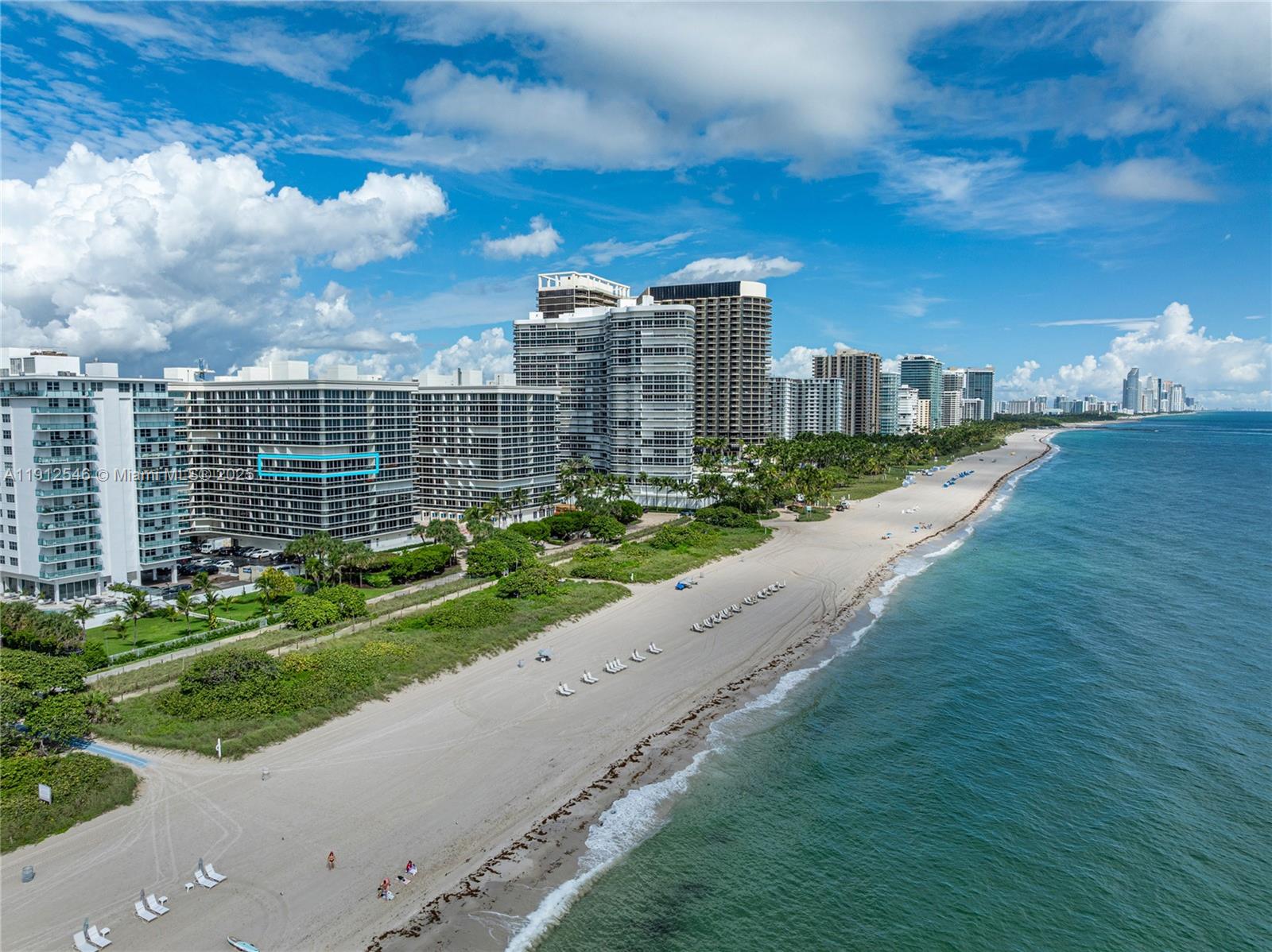 Surfside, Florida, 33154, United States, 3 Bedrooms Bedrooms, ,4 BathroomsBathrooms,Residential,For Sale,1992863