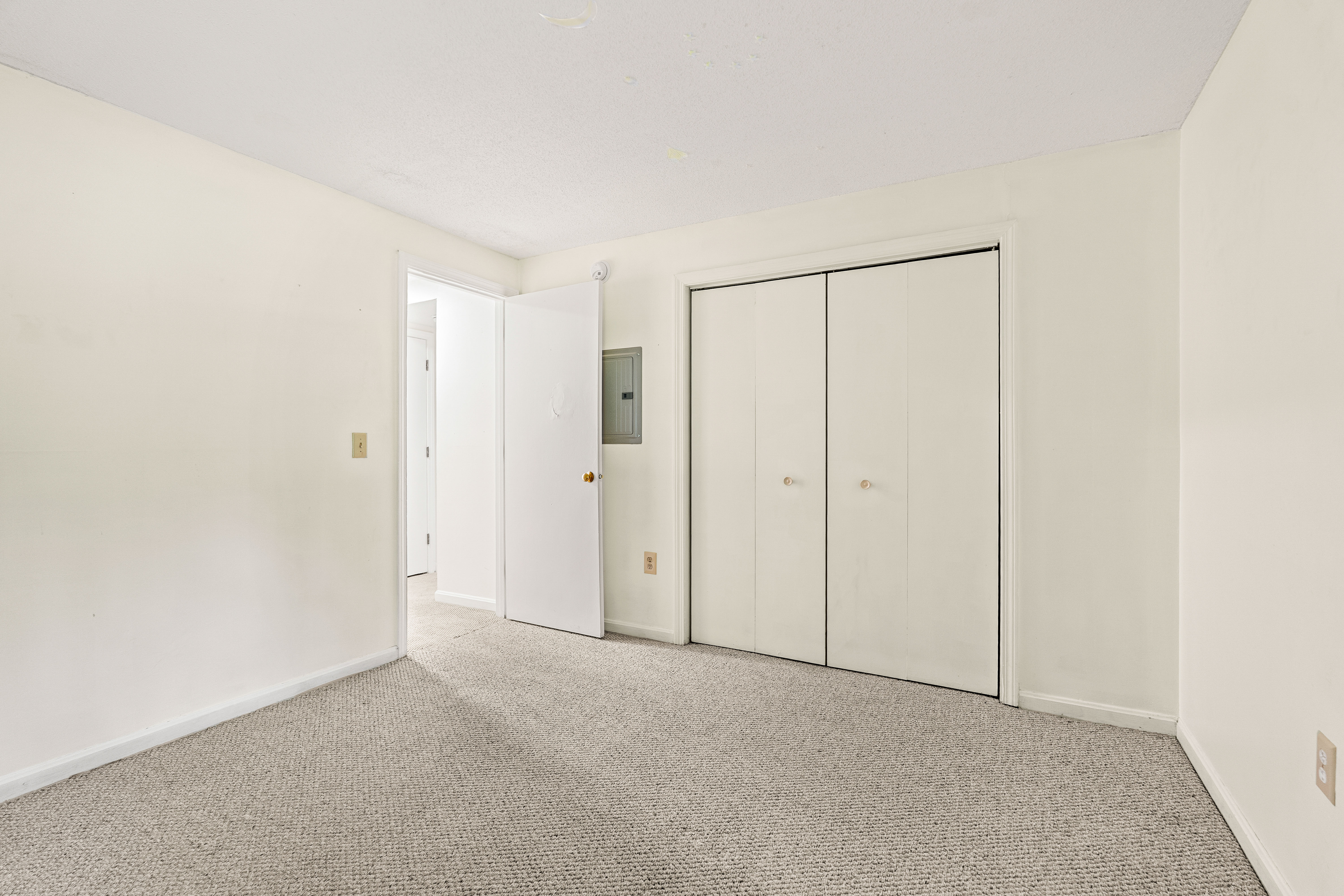  1202 White Cedar Boulevard, Portsmouth, NH 03801 - 物件實景