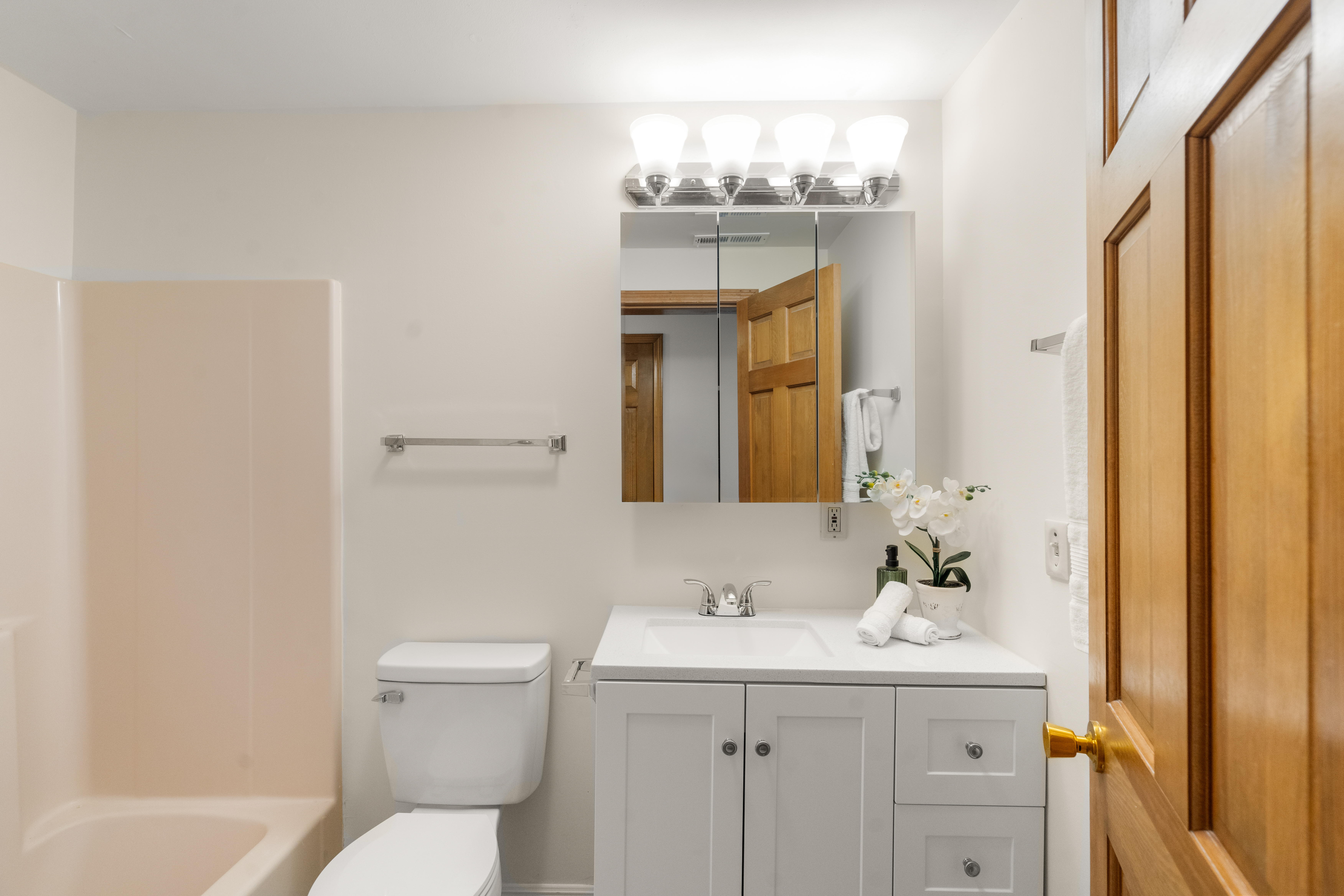  128 Parker Street, Unit 3C Acton, MA, 01720 - 物件實景