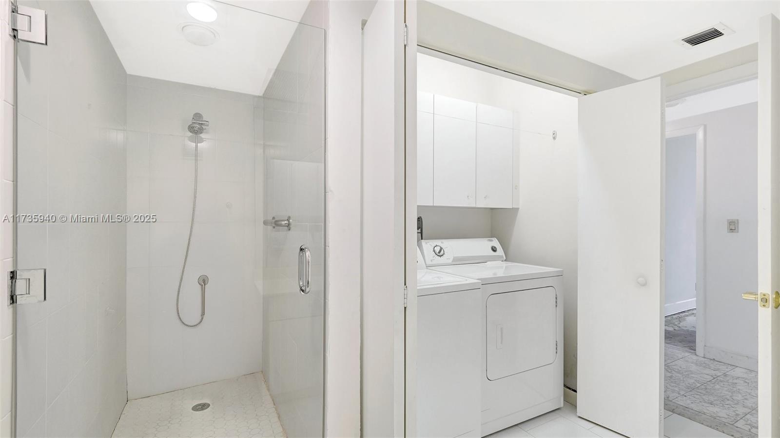 Aventura, Florida, 33180, United States, 3 Bedrooms Bedrooms, ,3 BathroomsBathrooms,Residential,For Sale,1696831