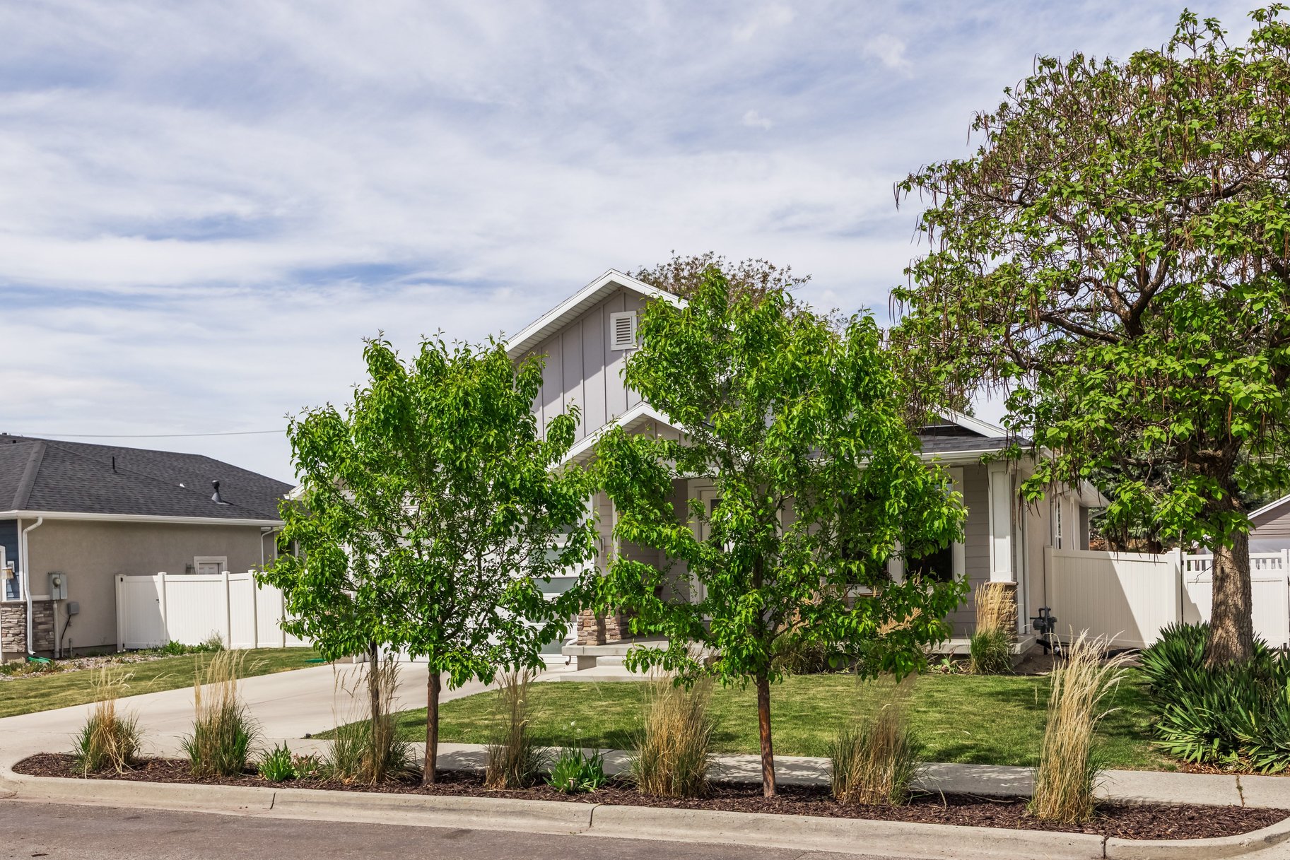  Newer Single-Level Home with Primary Suite & Stunning Backyard Retreat - 物件實景