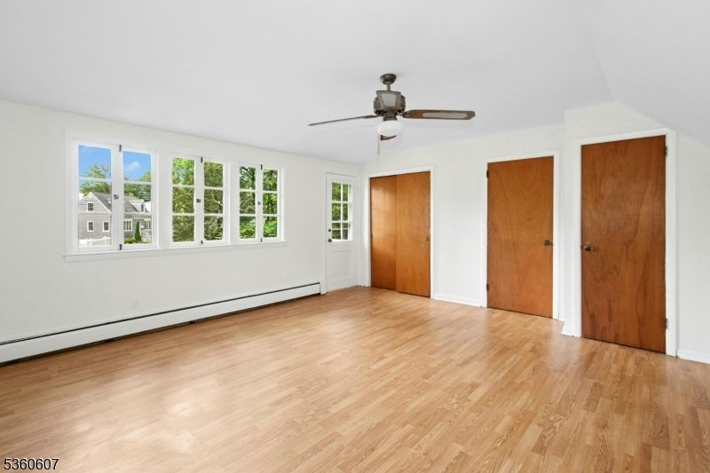 Garwood Boro, New Jersey, 07027, United States, 5 Bedrooms Bedrooms, ,4 BathroomsBathrooms,Residential,For Sale,1835599