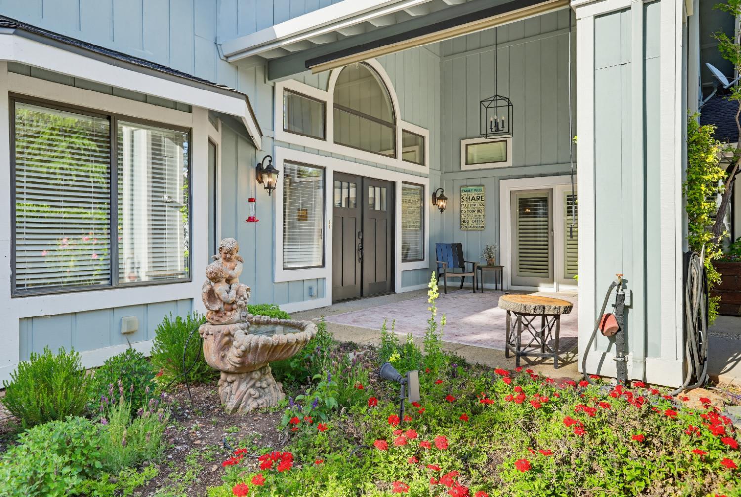 Auburn, California, 95602, United States, 3 Bedrooms Bedrooms, ,4 BathroomsBathrooms,Residential,For Sale,2020675