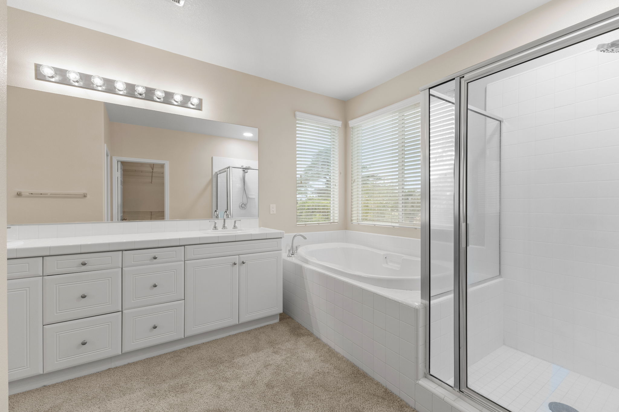 Redlands, California, 92374, United States, 6 Bedrooms Bedrooms, ,4 BathroomsBathrooms,Residential,For Sale,1923576
