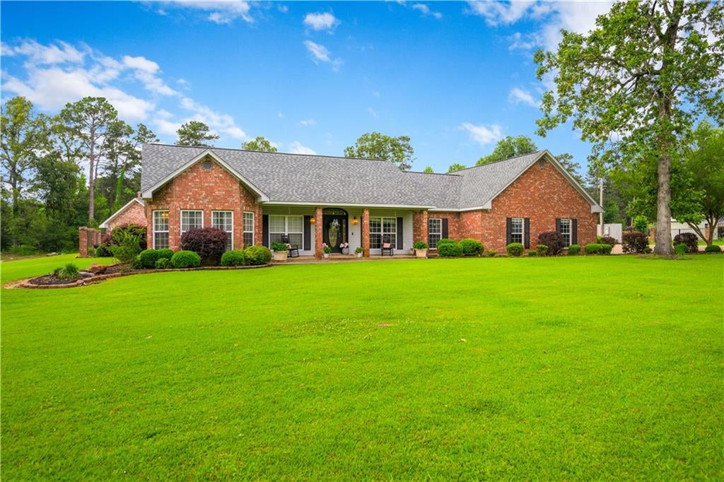 Jena, Louisiana, 71342, United States, 3 Bedrooms Bedrooms, ,3 BathroomsBathrooms,Residential,For Sale,2049158