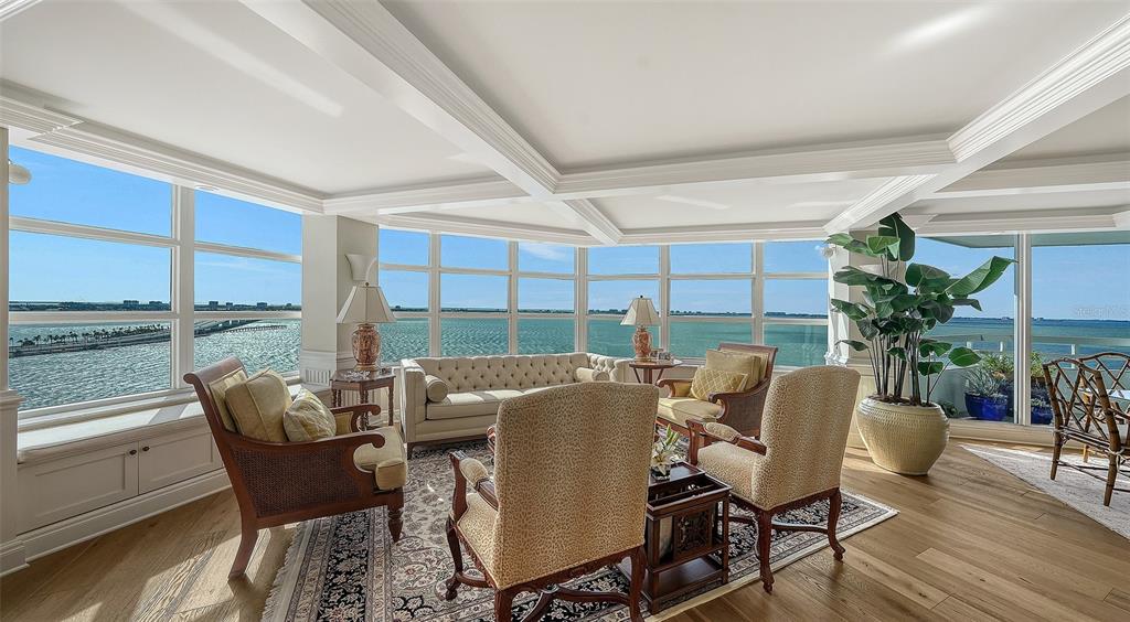 Sarasota, Florida, 34236, United States, 3 Bedrooms Bedrooms, ,3 BathroomsBathrooms,Residential,For Sale,1992113