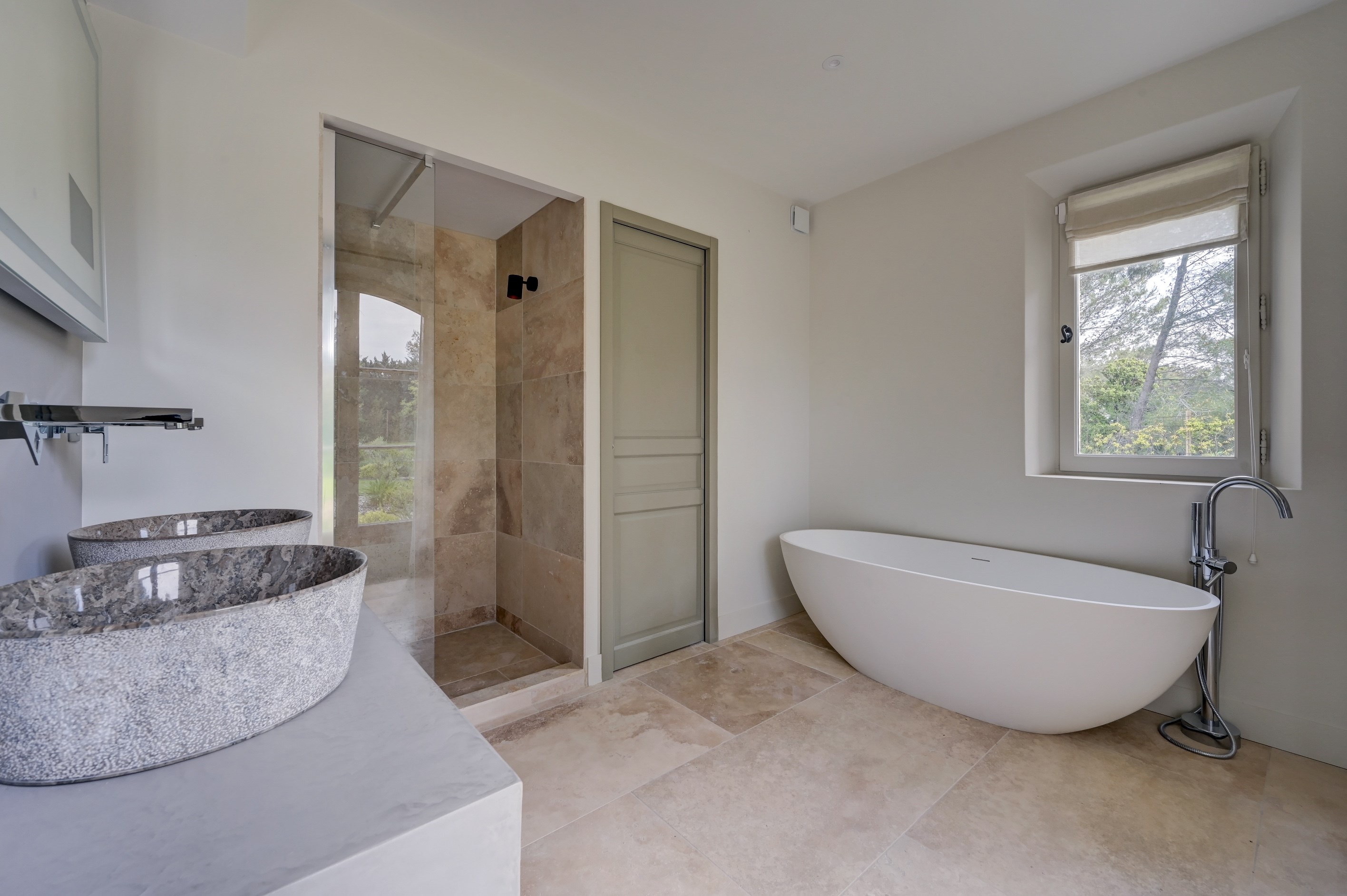  Renovated farmhouse with landscaped garden and swimming pool, a 10-minute walk … - 物件實景