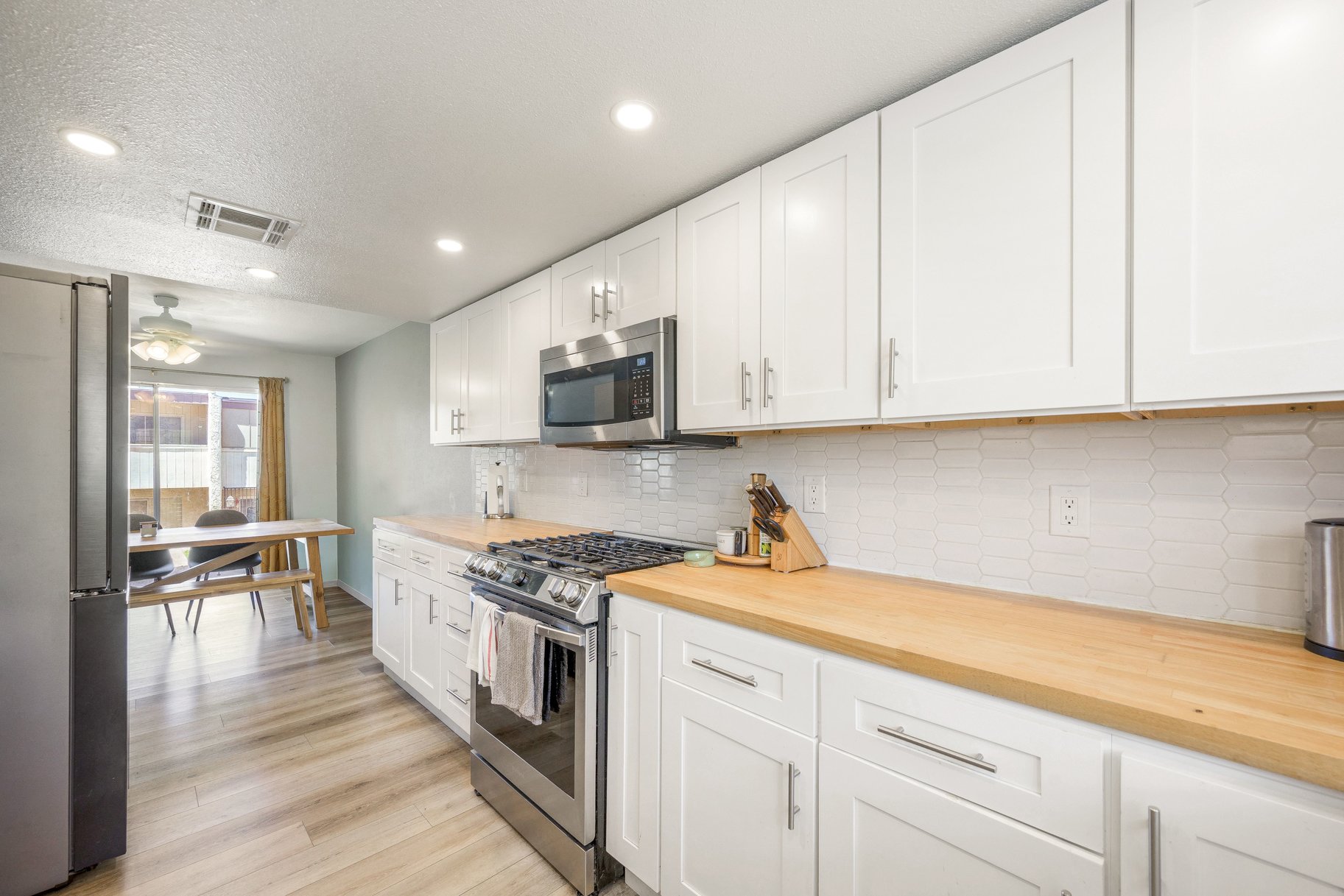  Updated Henderson Townhome in Arrowhead Estates - 物件實景