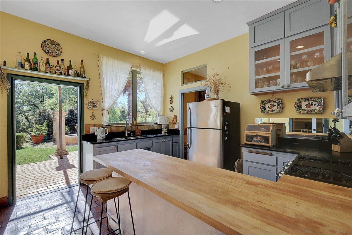 Oregon House, California, 95962, United States, 3 Bedrooms Bedrooms, ,3 BathroomsBathrooms,Residential,For Sale,2031122