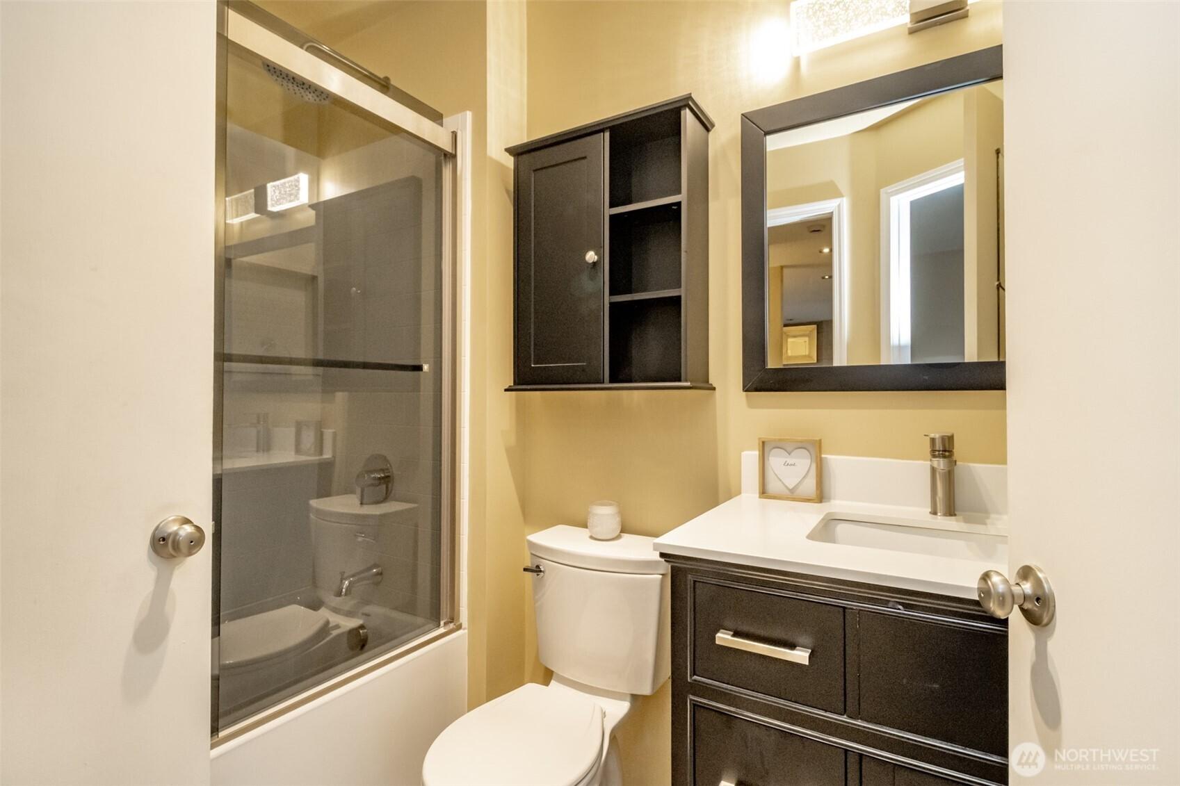 TACOMA, Washington, 98422, United States, 4 Bedrooms Bedrooms, ,3 BathroomsBathrooms,Residential,For Sale,1925185