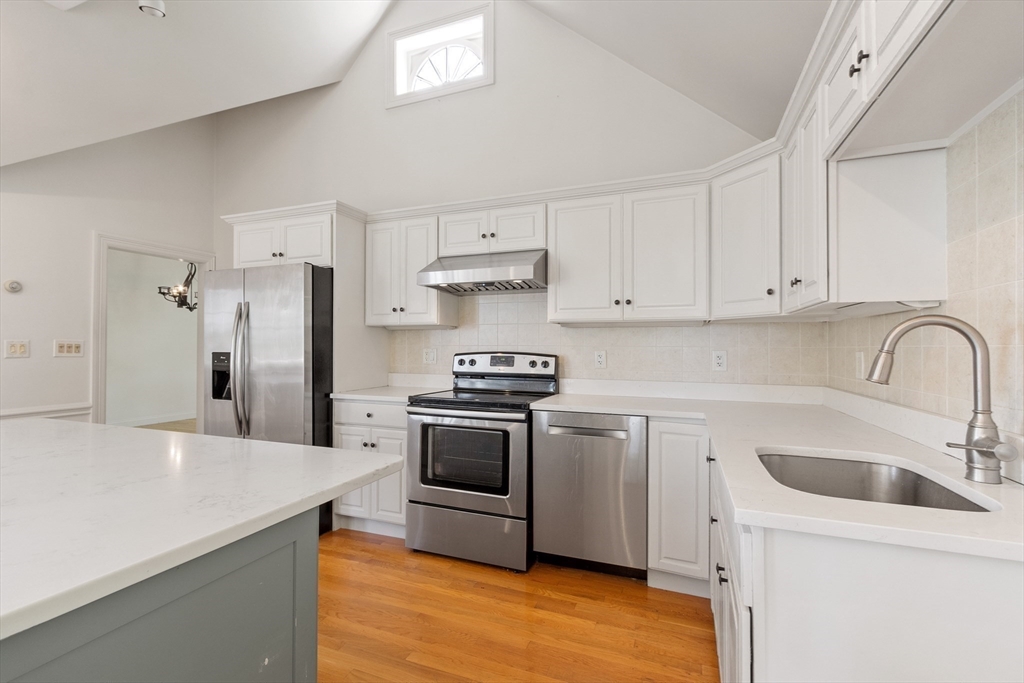 Belmont, Massachusetts, 02478, United States, 7 Bedrooms Bedrooms, ,5 BathroomsBathrooms,Residential,For Sale,1838379