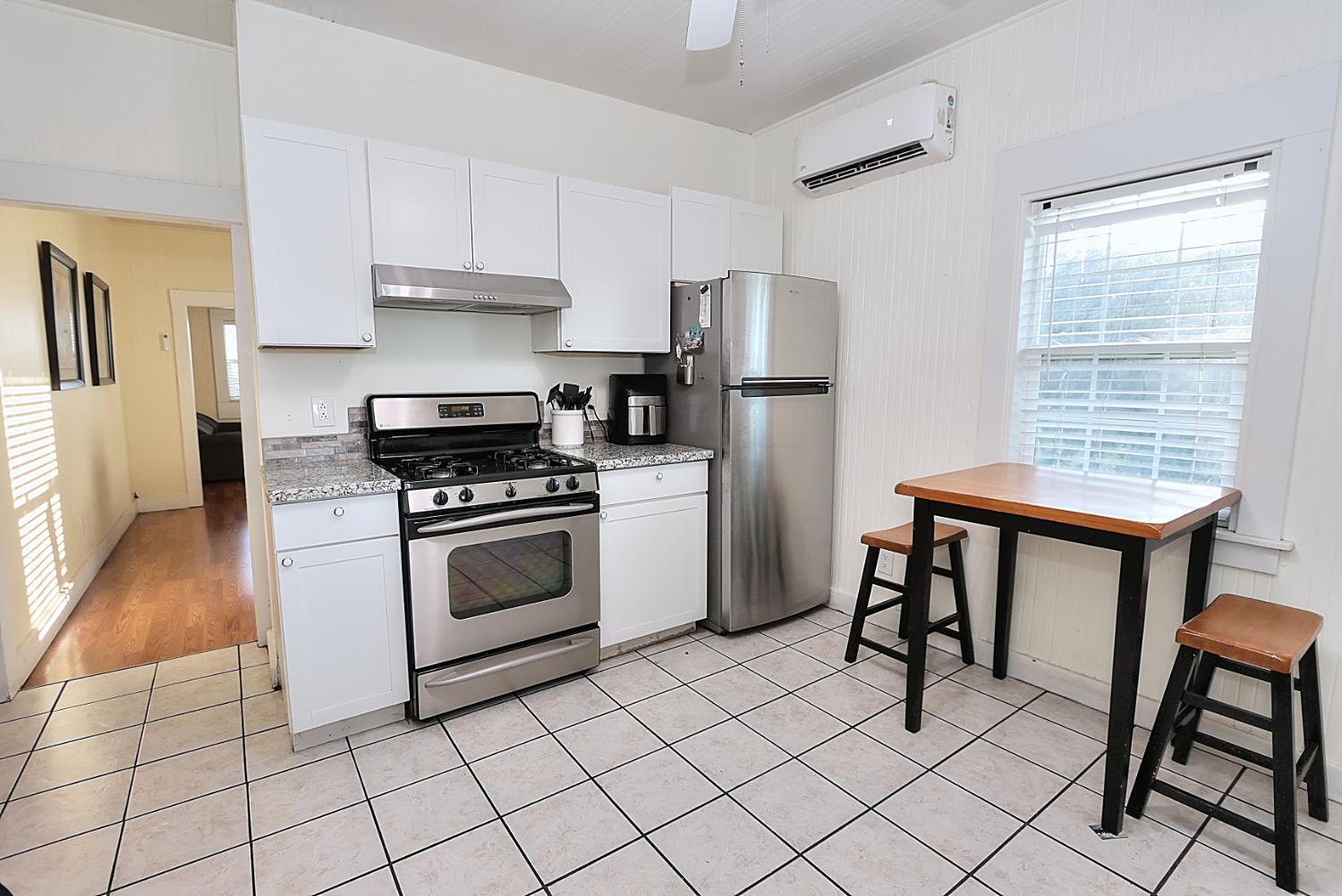 Walnut Grove, California, 95690, United States, 5 Bedrooms Bedrooms, ,3 BathroomsBathrooms,Residential,For Sale,1957042