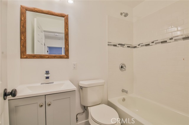 Los Angeles, California, 90044, United States, 3 Bedrooms Bedrooms, ,2 BathroomsBathrooms,Residential,For Sale,1937272