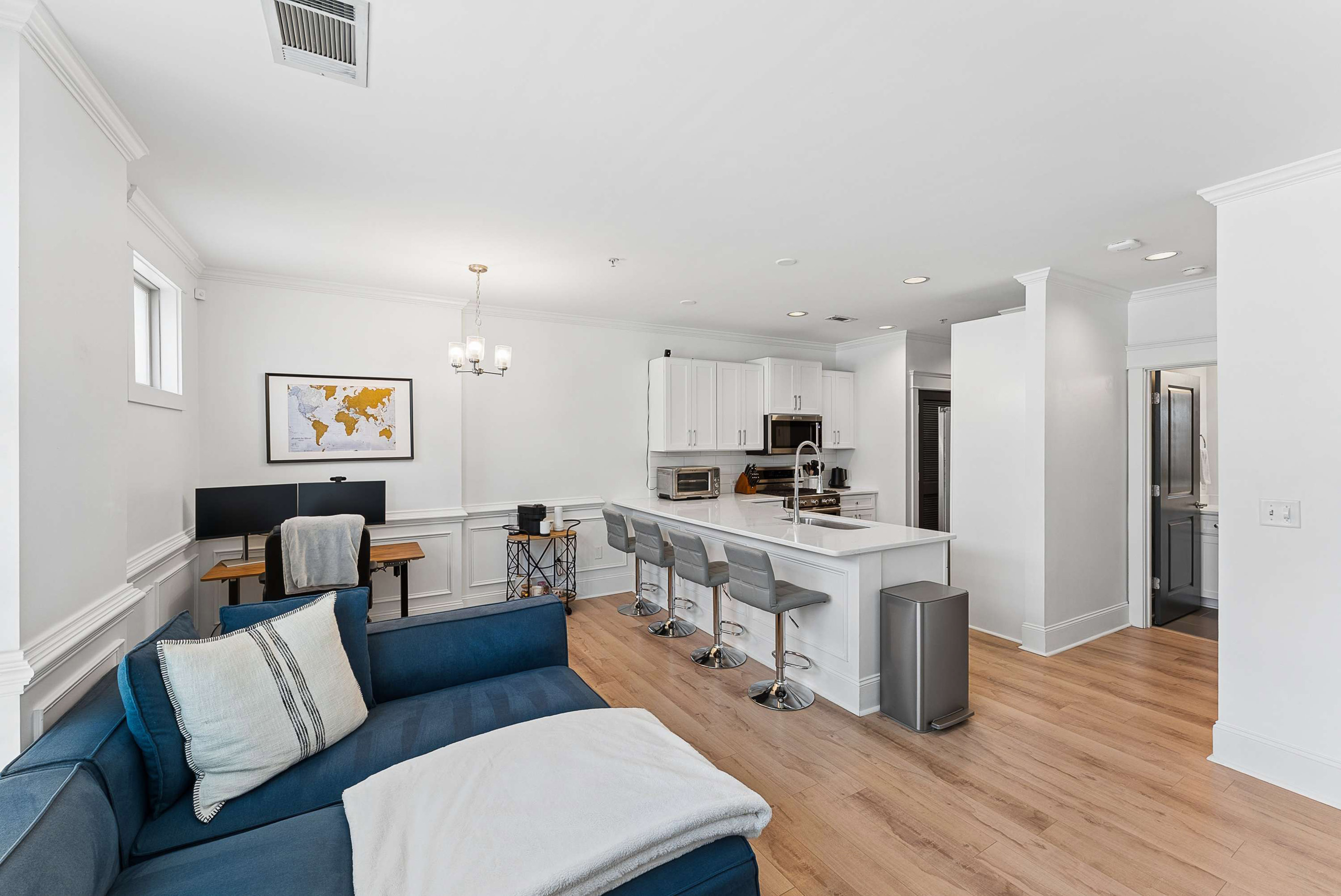  Exceptional Corner Residence in the Vibrant Heart of Midtown - 物件實景