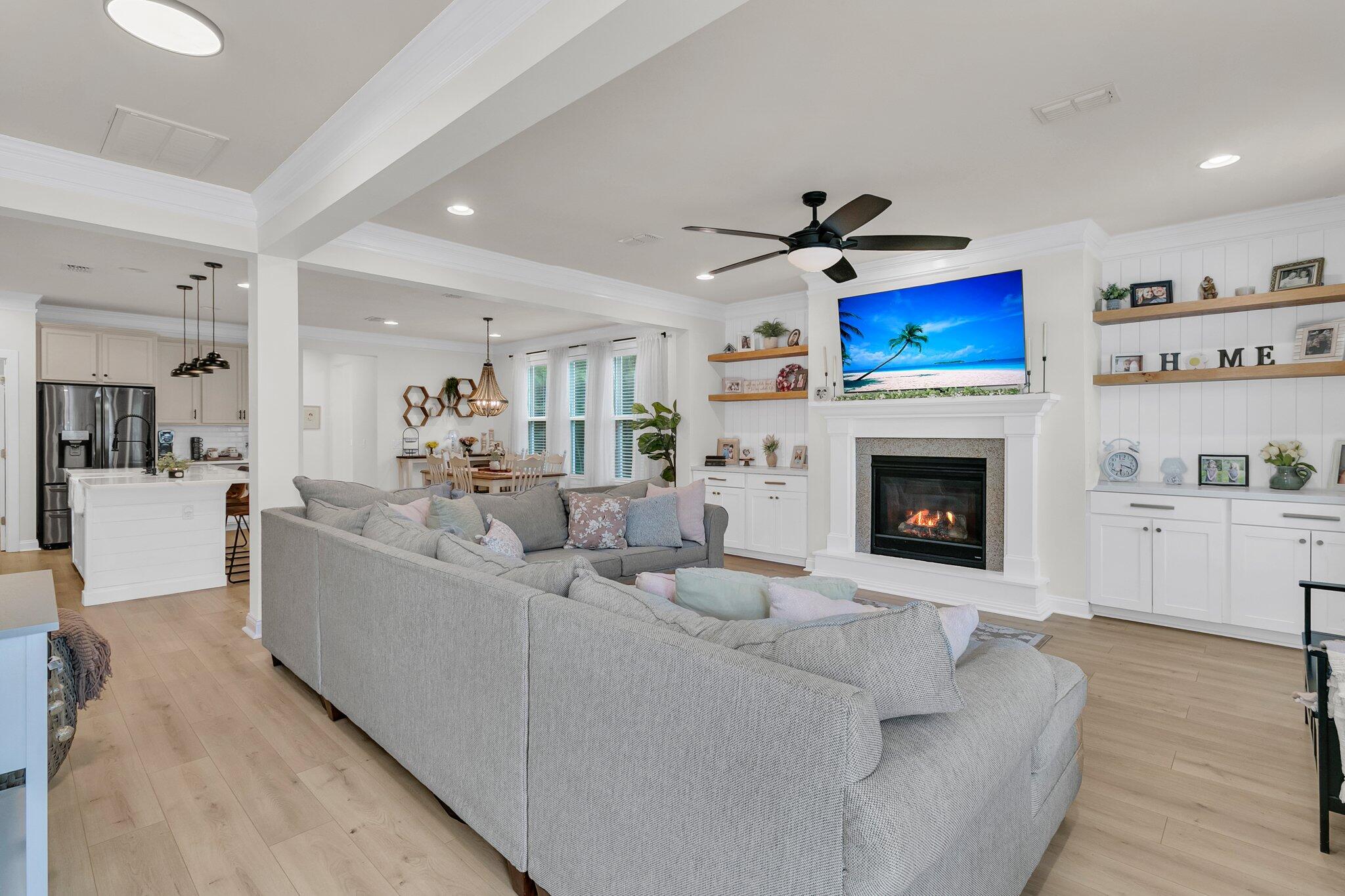 Charleston, South Carolina, 29414, United States, 4 Bedrooms Bedrooms, ,3 BathroomsBathrooms,Residential,For Sale,1979089