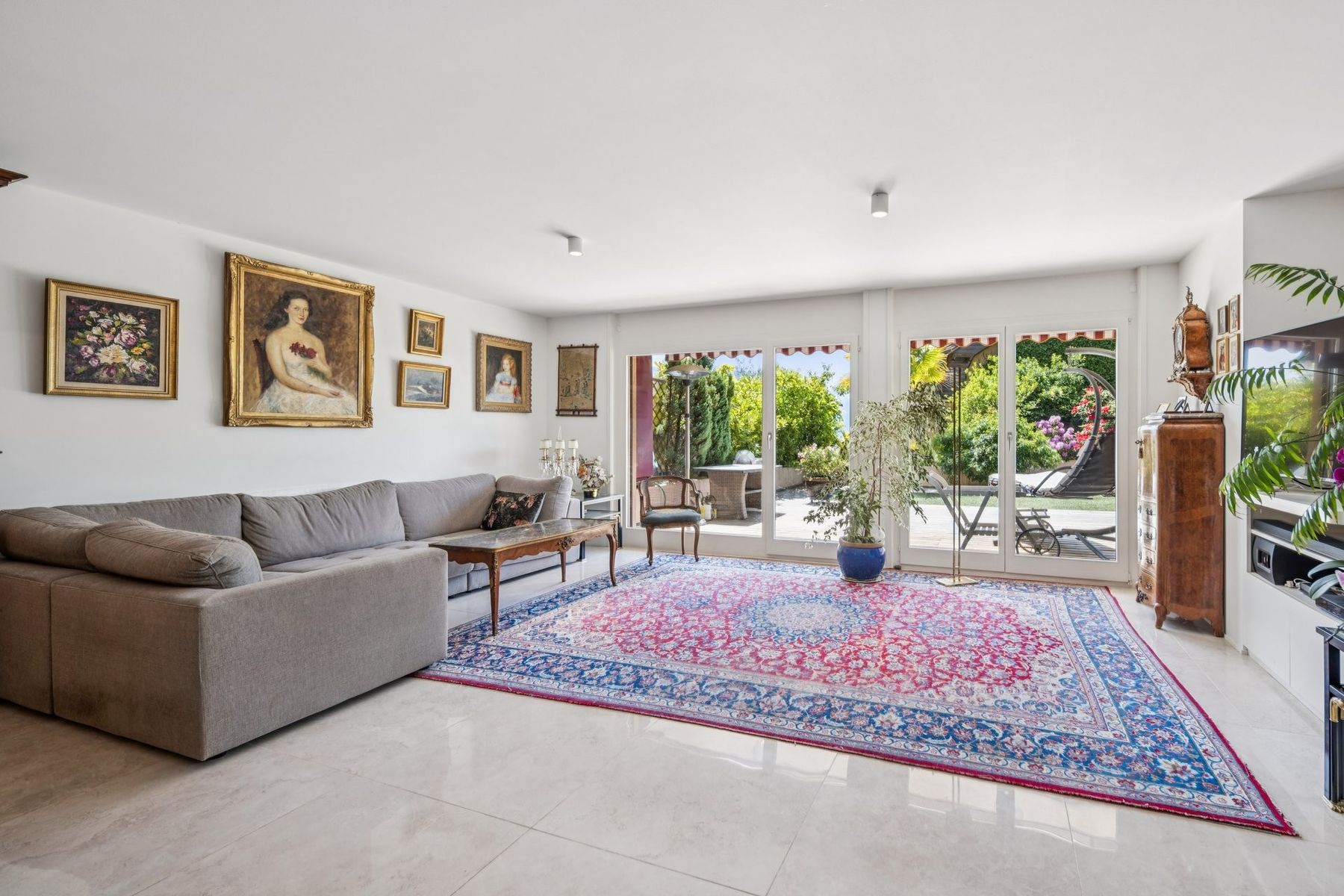  Magnificent villa-style duplex apartment - 物件實景