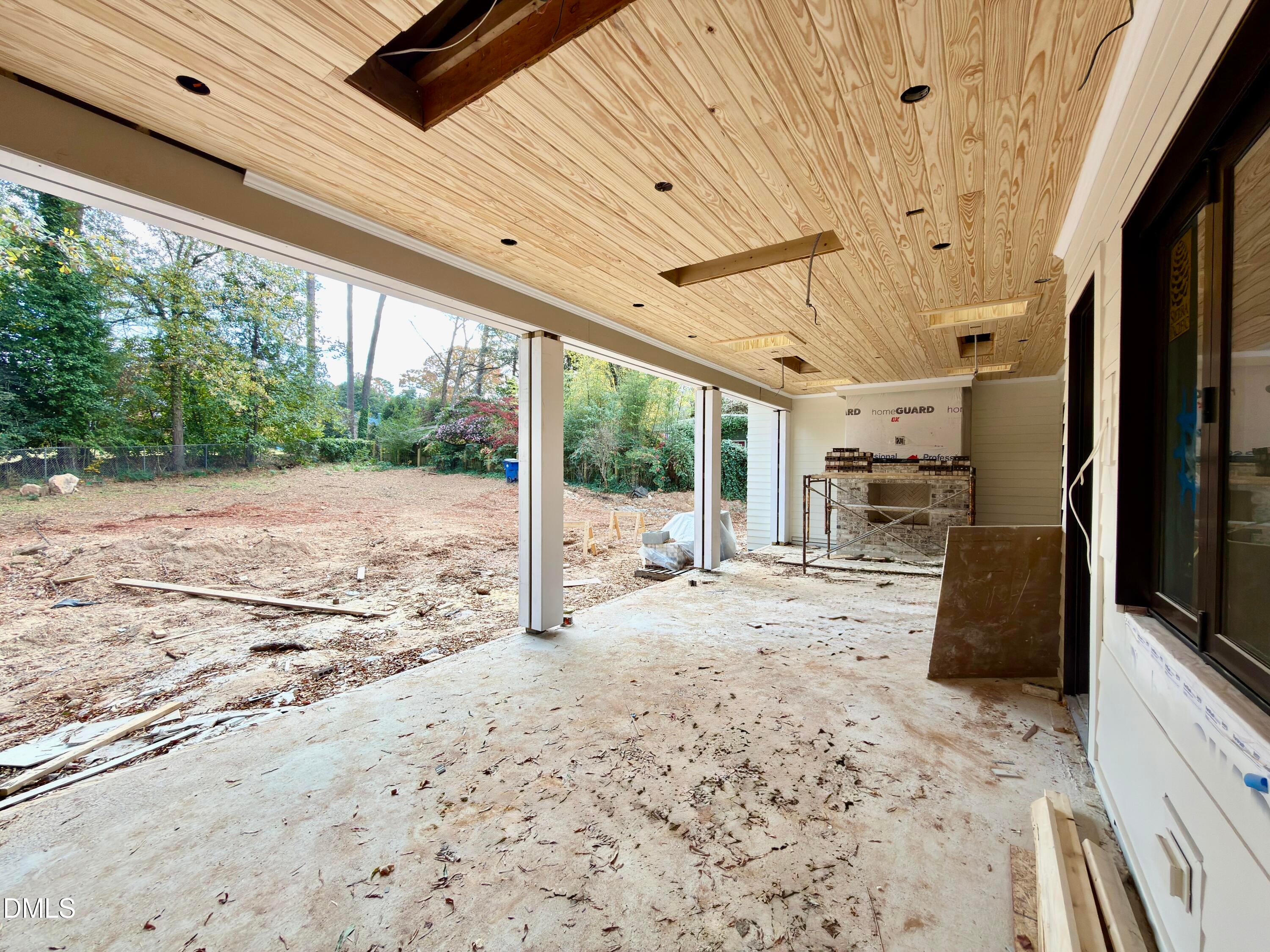 Raleigh, North Carolina, 27608, United States, 4 Bedrooms Bedrooms, ,6 BathroomsBathrooms,Residential,For Sale,1988275