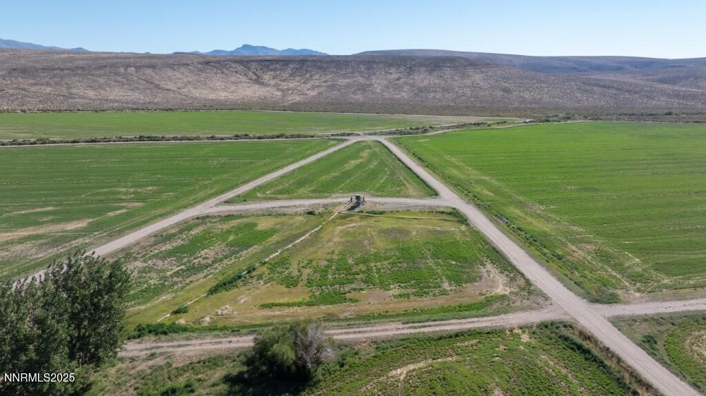 Gerlach, Nevada, 89412, United States, 6 Bedrooms Bedrooms, ,4 BathroomsBathrooms,Residential,For Sale,1986472