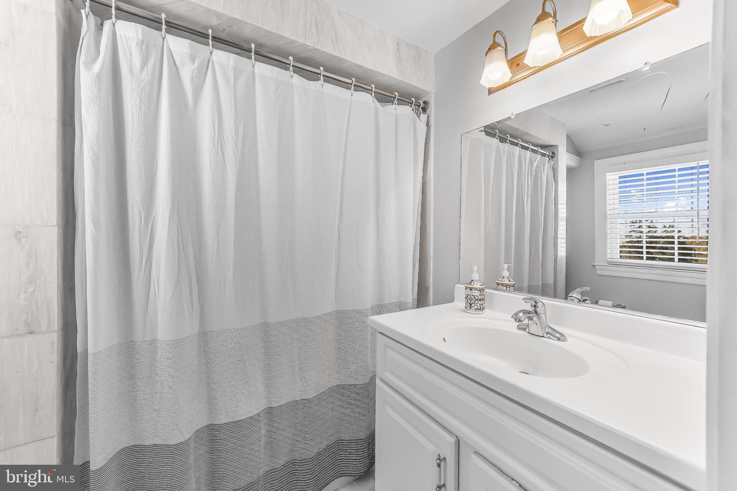 Springfield, Pennsylvania, 19064, United States, 4 Bedrooms Bedrooms, ,2 BathroomsBathrooms,Residential,For Sale,1972496