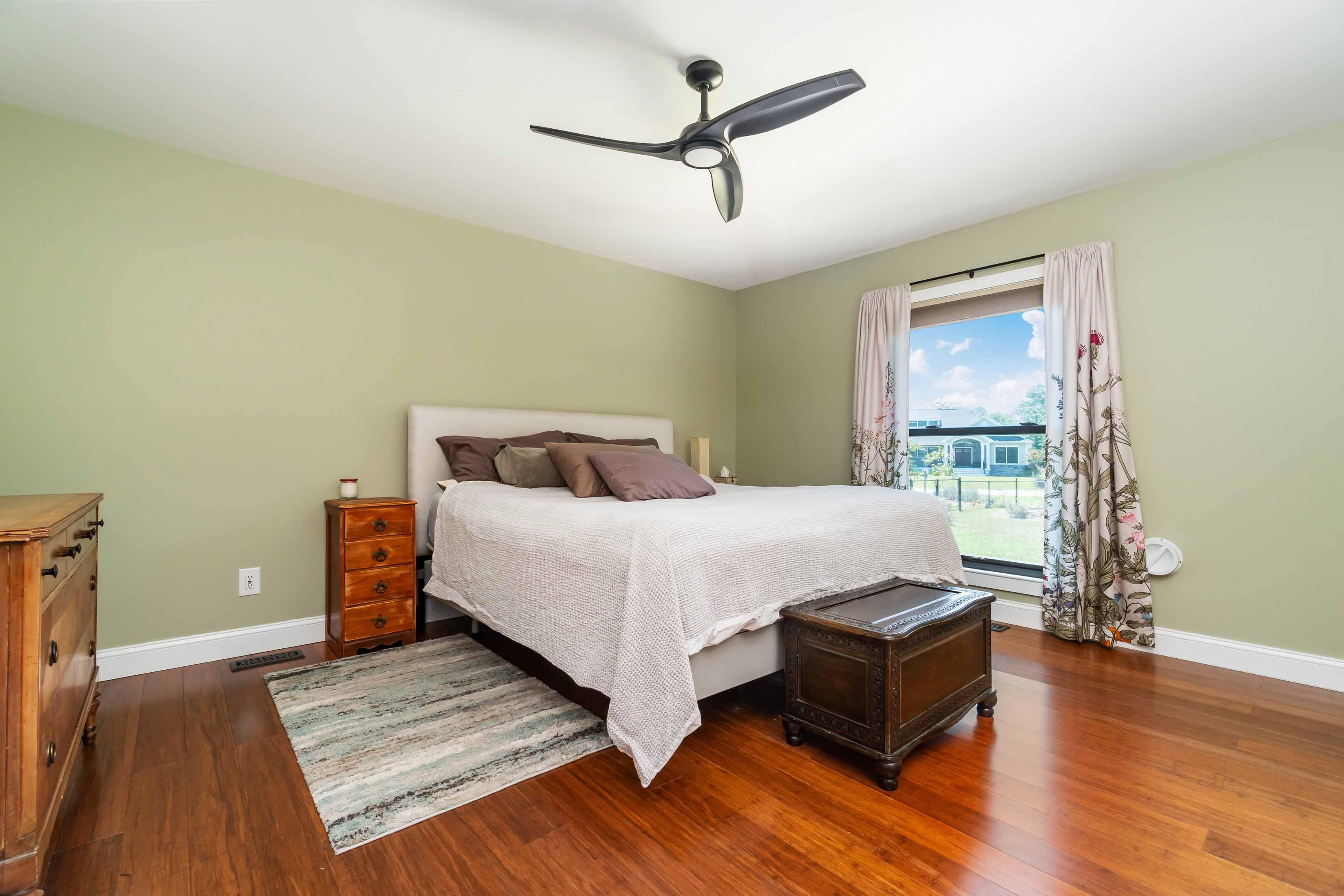 Oriental, North Carolina, 28571, United States, 3 Bedrooms Bedrooms, ,3 BathroomsBathrooms,Residential,For Sale,1979716