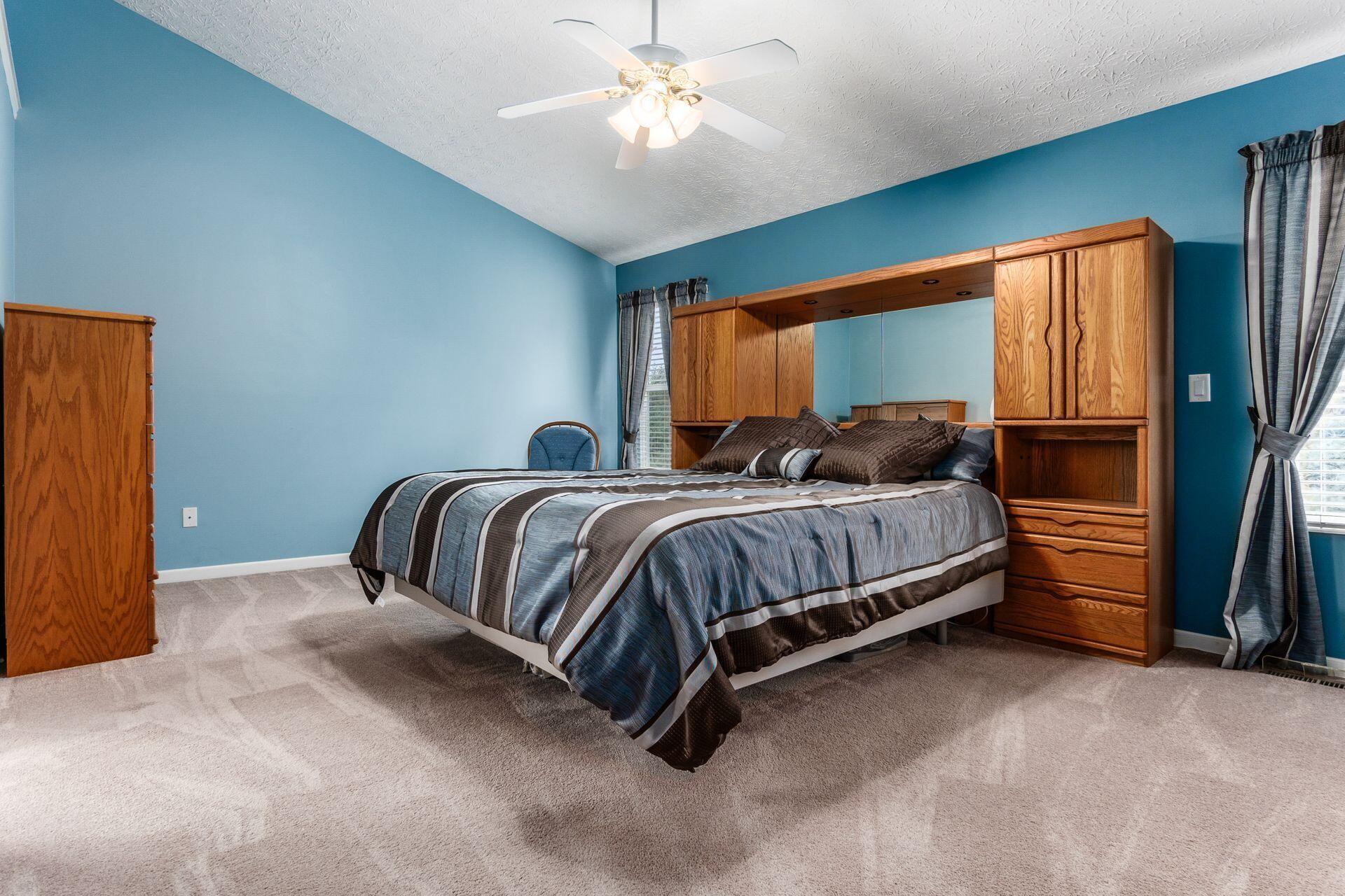 Dublin, Ohio, 43016, United States, 4 Bedrooms Bedrooms, ,4 BathroomsBathrooms,Residential,For Sale,1996840