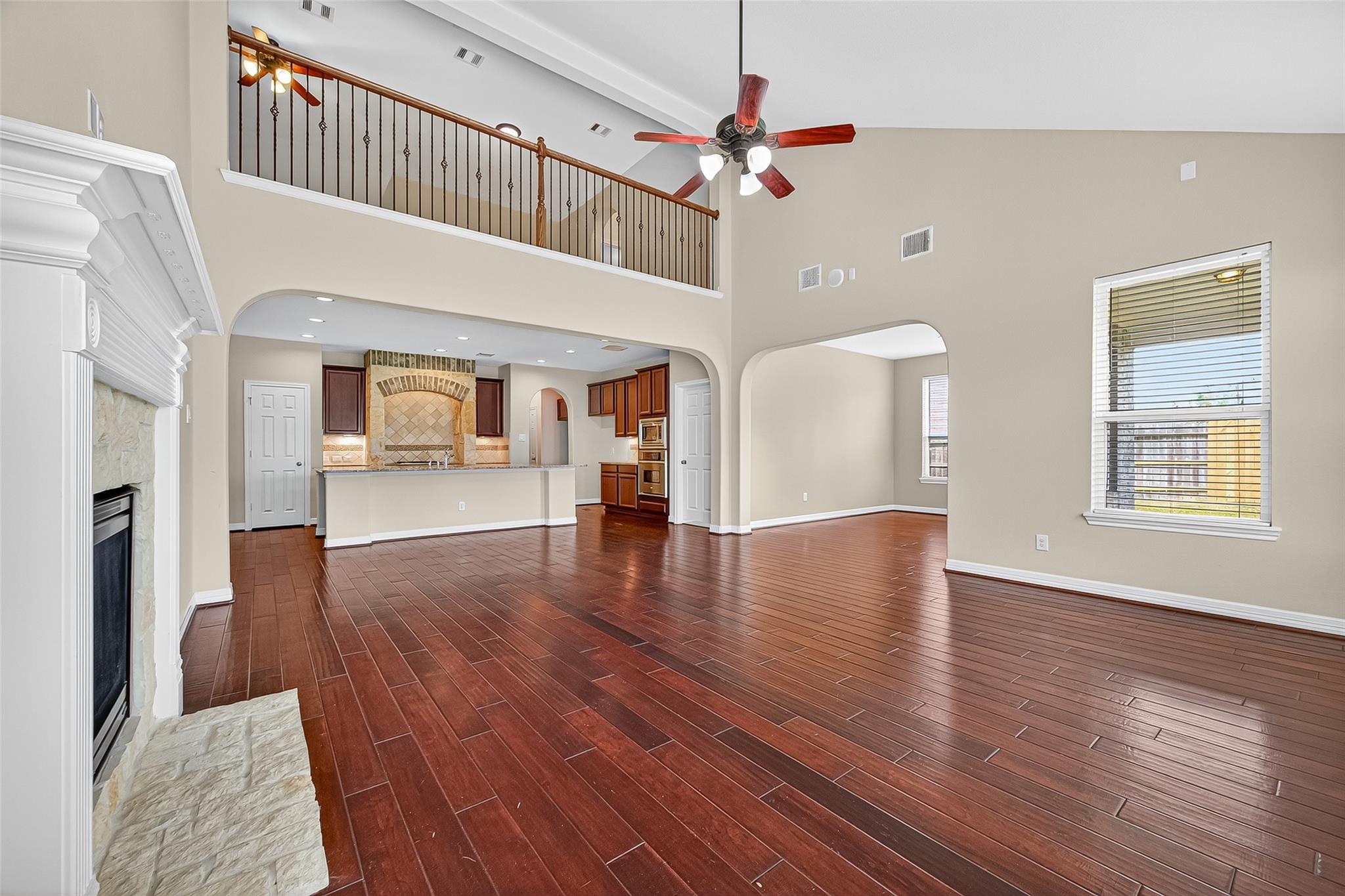 Missouri City, Texas, 77459, United States, 5 Bedrooms Bedrooms, ,4 BathroomsBathrooms,Residential,For Sale,1979192