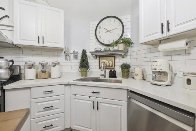 La Quinta, California, 92253, United States, 3 Bedrooms Bedrooms, ,2 BathroomsBathrooms,Residential,For Sale,1996632