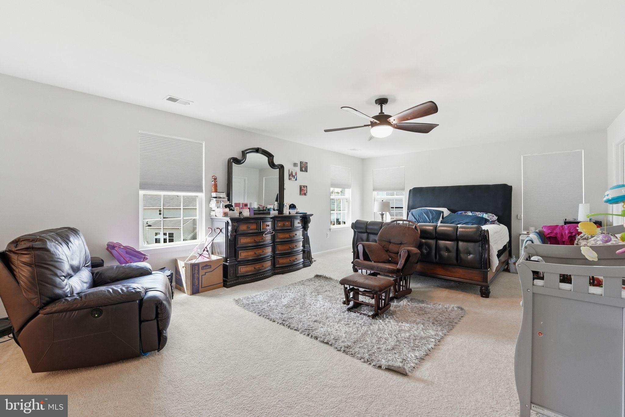 Culpeper, Virginia, 22701, United States, 5 Bedrooms Bedrooms, ,5 BathroomsBathrooms,Residential,For Sale,2043382