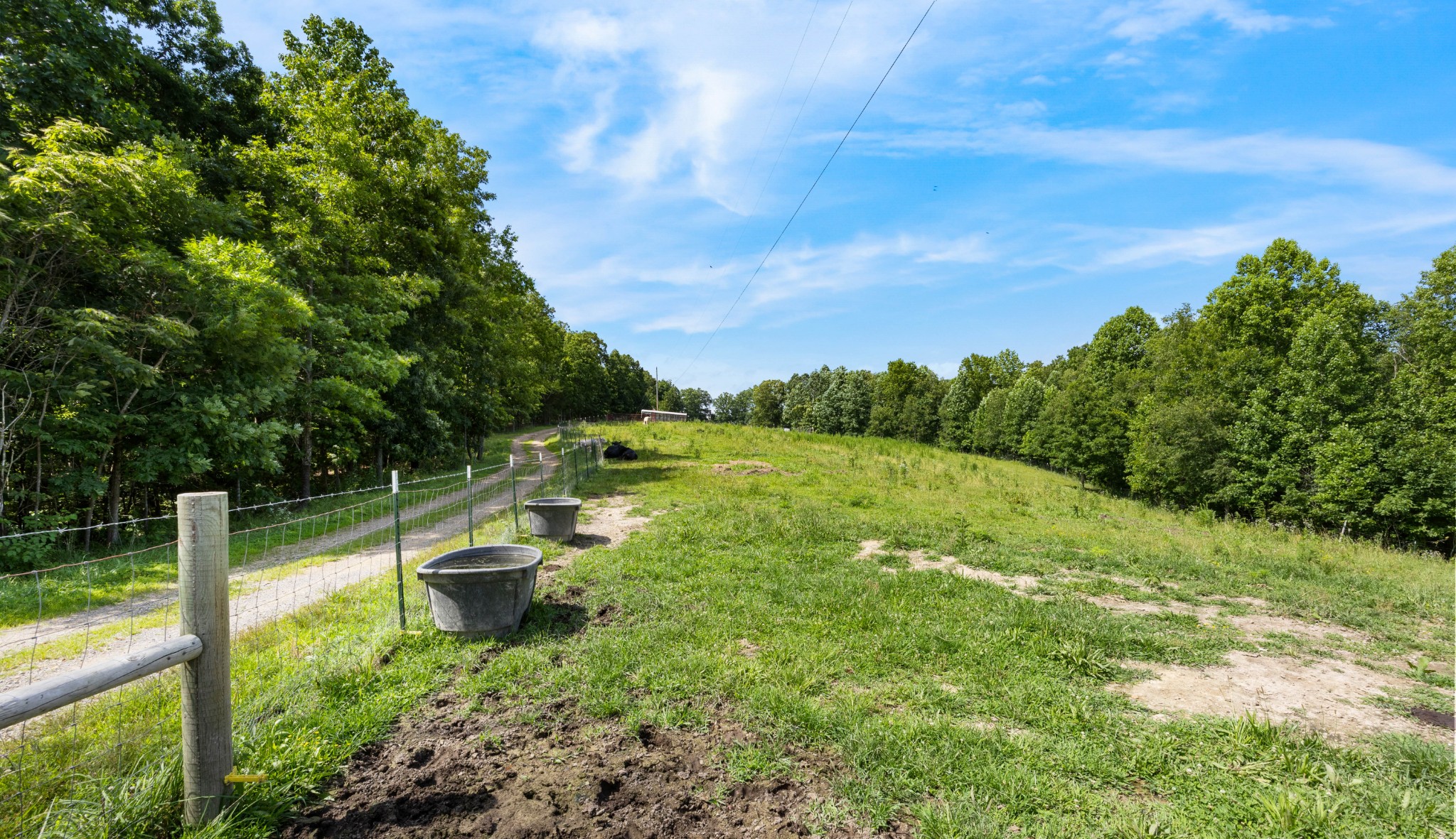 Indian Mound, Tennessee, 37079, United States, 3 Bedrooms Bedrooms, ,2 BathroomsBathrooms,Residential,For Sale,1866881