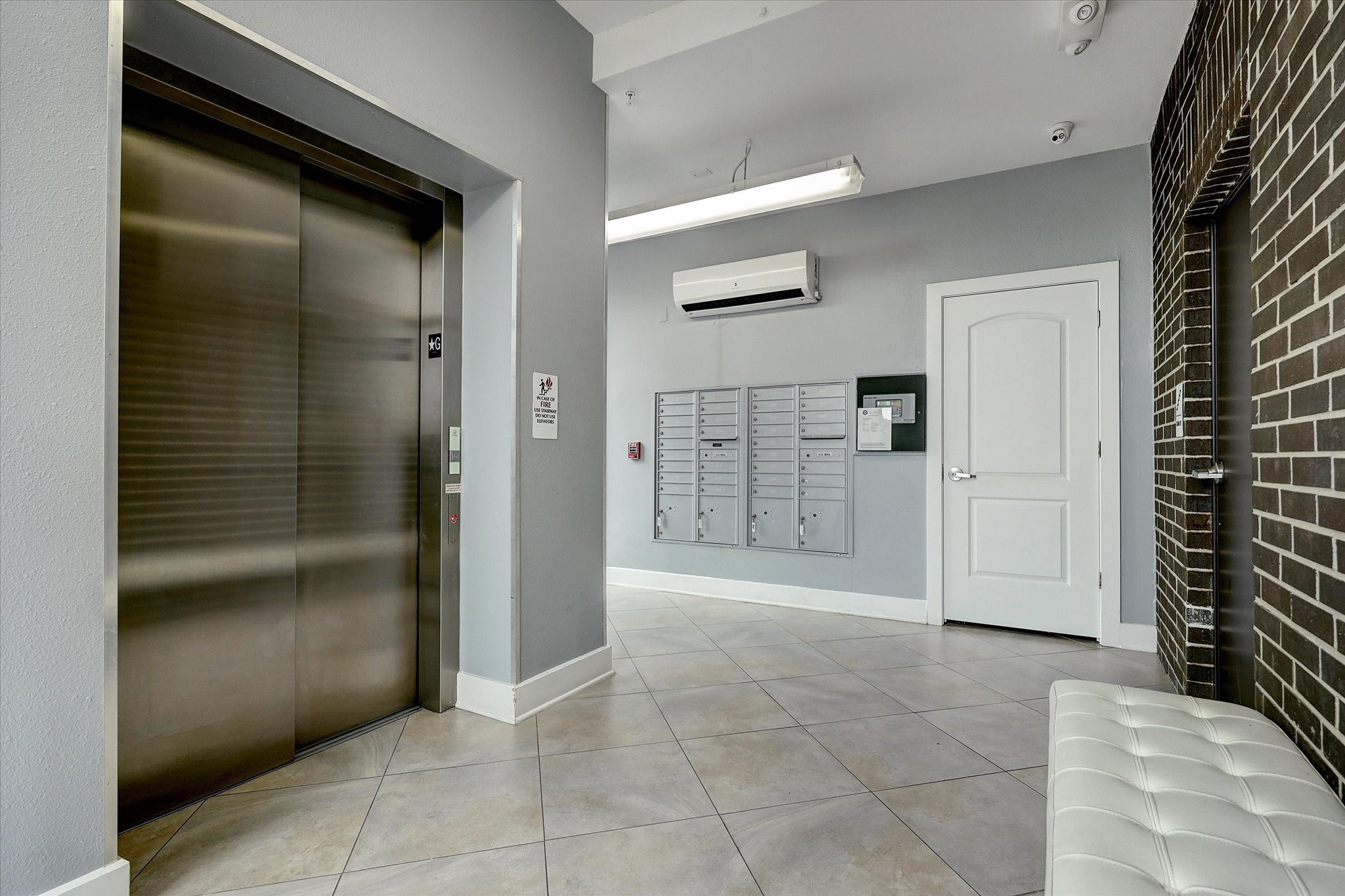  1011 Studemont Street #102 - 物件實景
