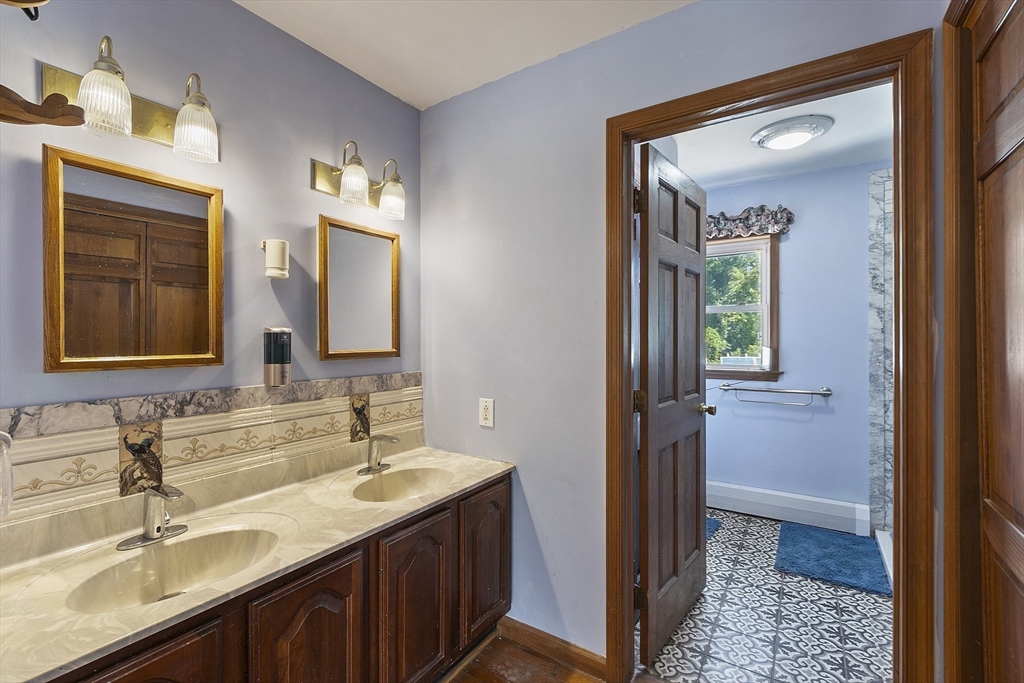 Pepperell, Massachusetts, 01463, United States, 3 Bedrooms Bedrooms, ,2 BathroomsBathrooms,Residential,For Sale,1942837