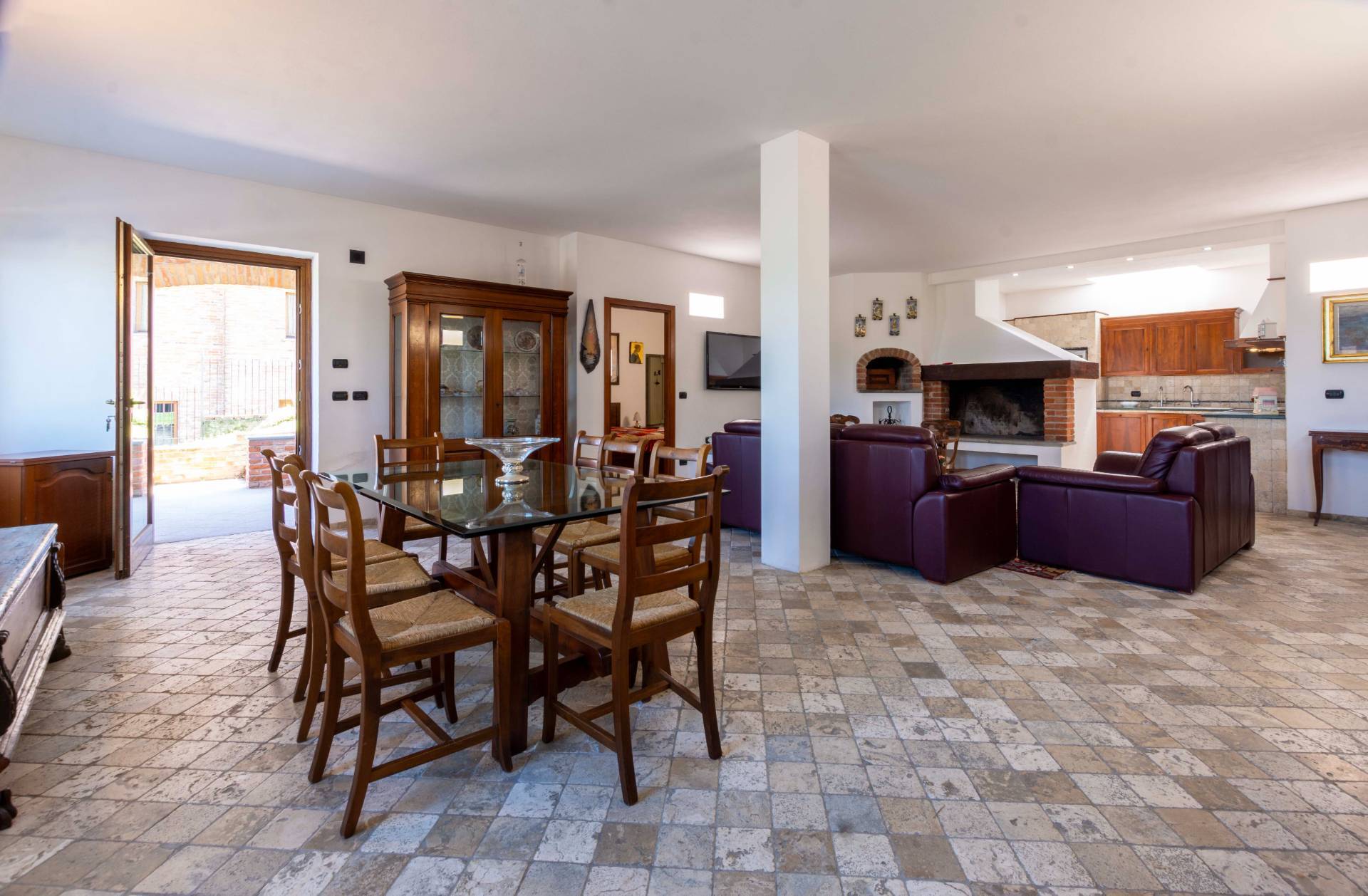 Altavilla Monferrato, Alessandria, 15041, IT, 5 Bedrooms Bedrooms, ,4 BathroomsBathrooms,Residential,For Sale,1857844