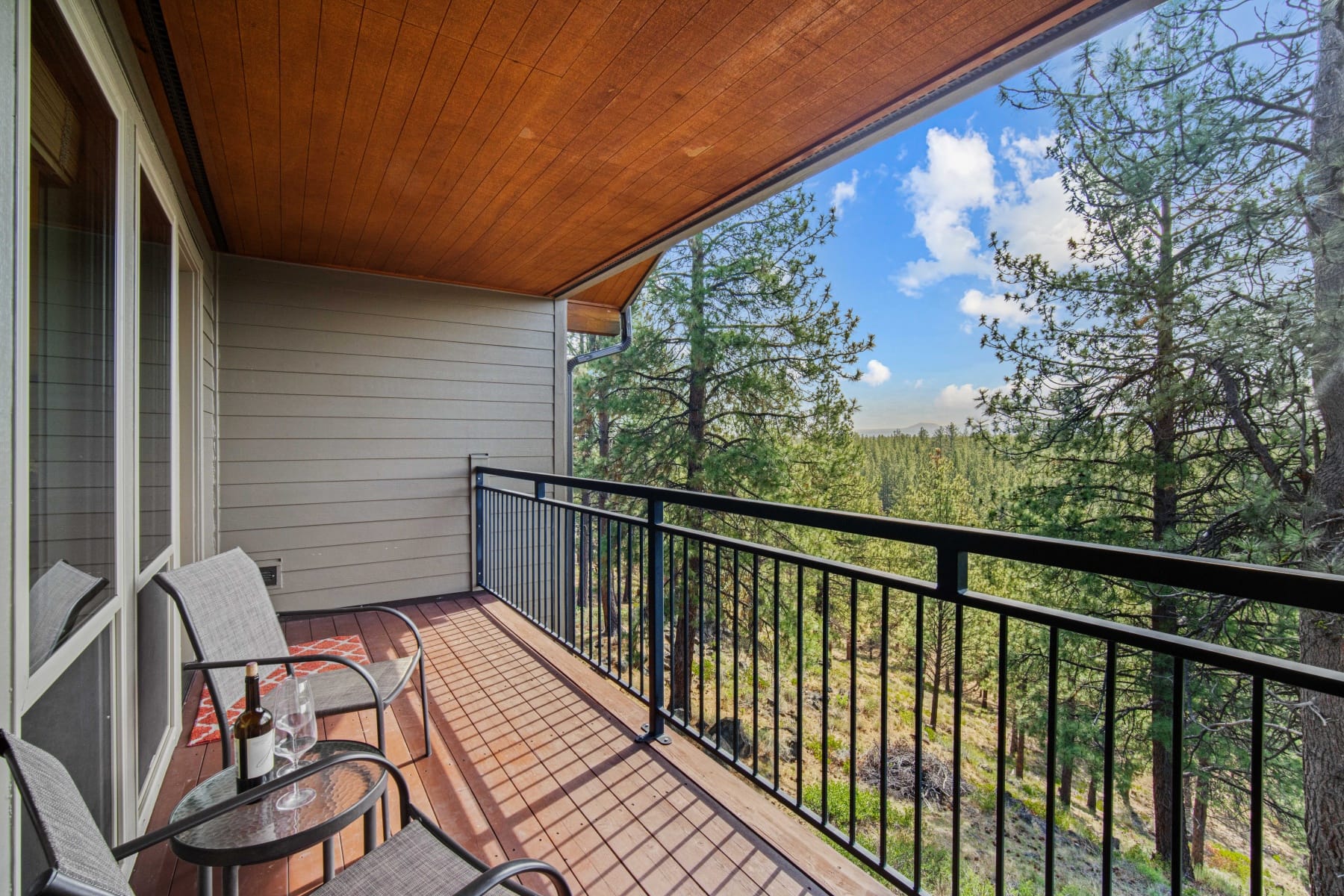  18575 SW Century Drive ## 1437 Bend, OR 97702 - 物件實景