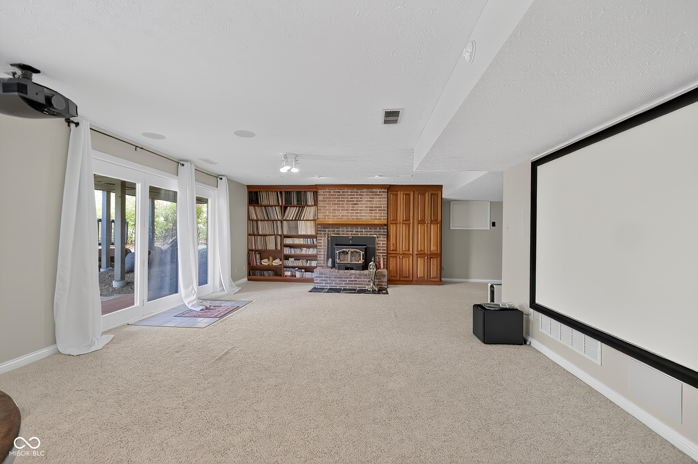 Indianapolis, Indiana, 46236, United States, 6 Bedrooms Bedrooms, ,5 BathroomsBathrooms,Residential,For Sale,1988548