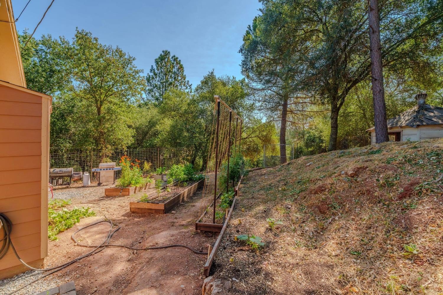 San Andreas, California, 95249, United States, 2 Bedrooms Bedrooms, ,2 BathroomsBathrooms,Residential,For Sale,1980033