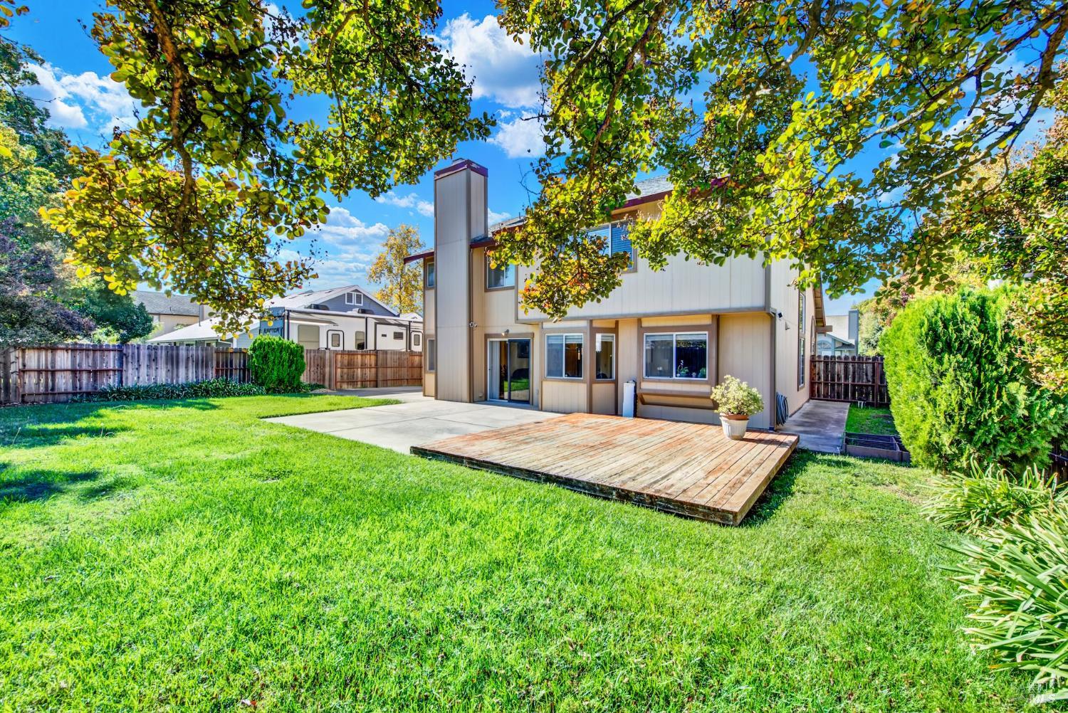 Dixon, California, 95620, United States, 4 Bedrooms Bedrooms, ,3 BathroomsBathrooms,Residential,For Sale,1987907