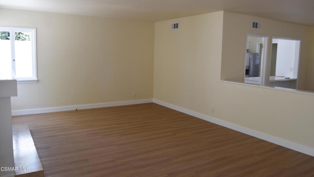 Los Angeles, California, 90034, United States, 5 Bedrooms Bedrooms, ,3 BathroomsBathrooms,Residential,For Sale,1905897
