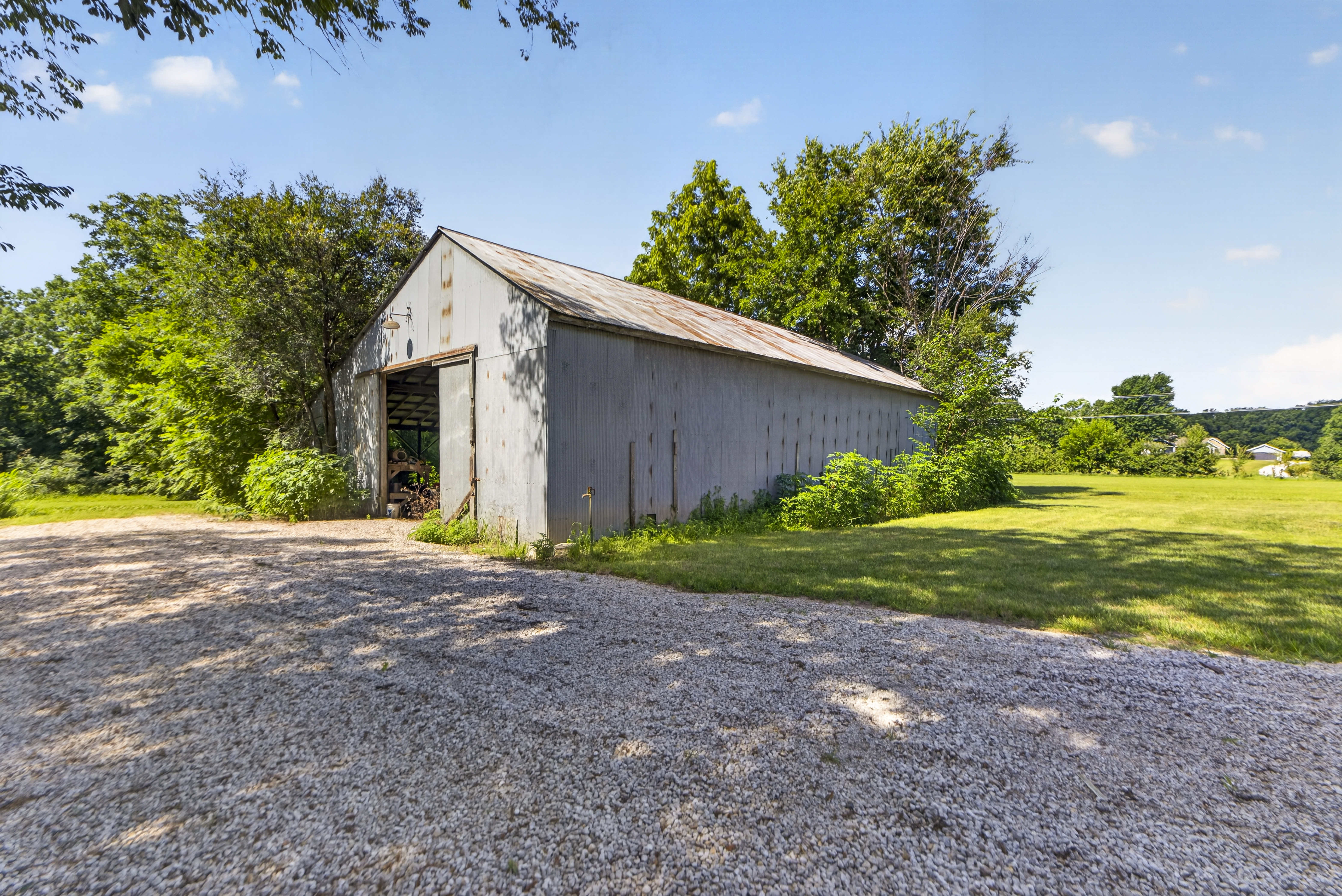  26025 Metcalf Road, Louisburg, KS 66053 - 物件實景